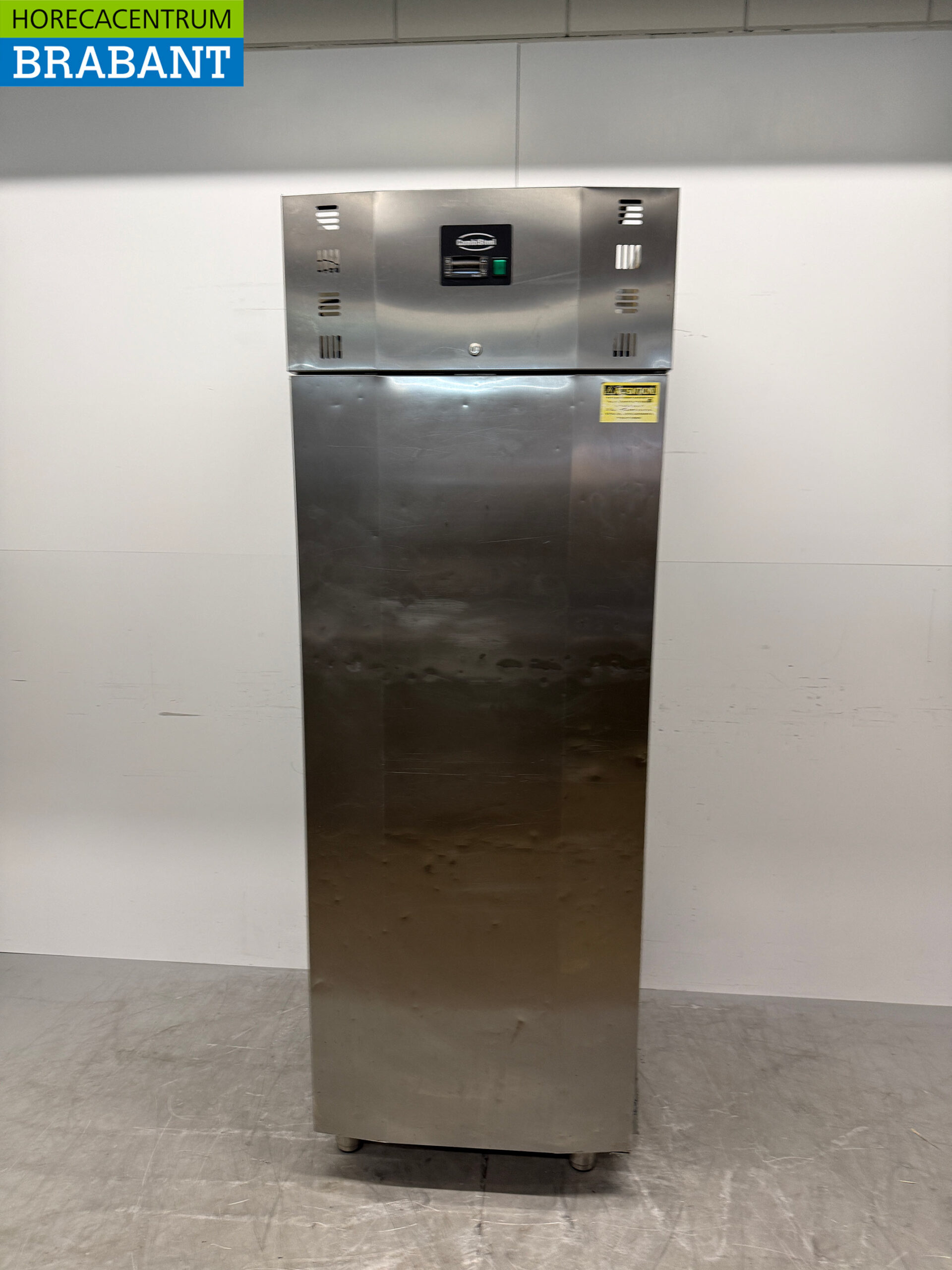 Réfrigérateur Combisteel en acier inoxydable 700 litres 230V Horeca