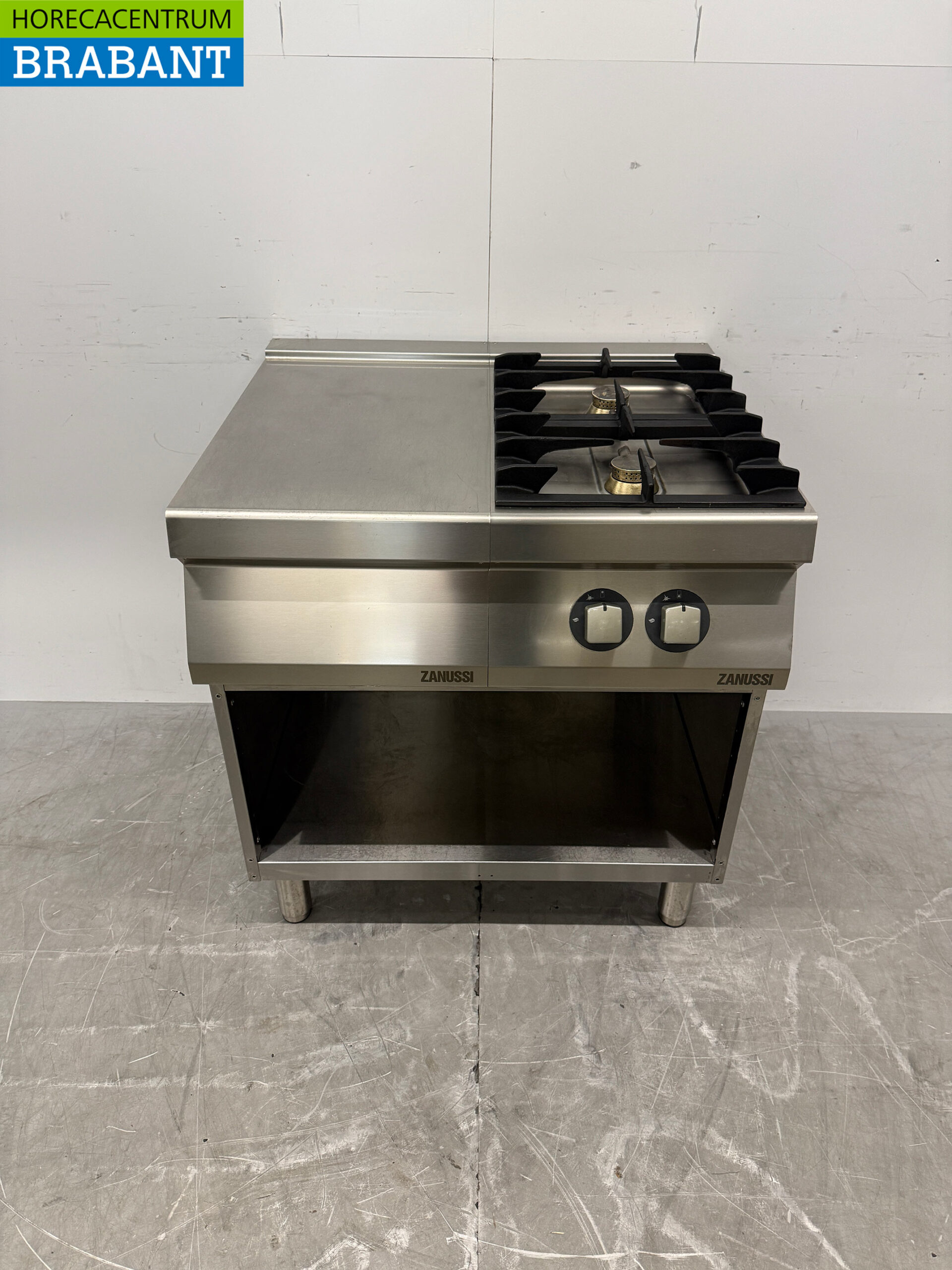 Plaque de cuisson Zanussi en acier inoxydable à 2 feux avec plan de travail 80 cm GAS Catering