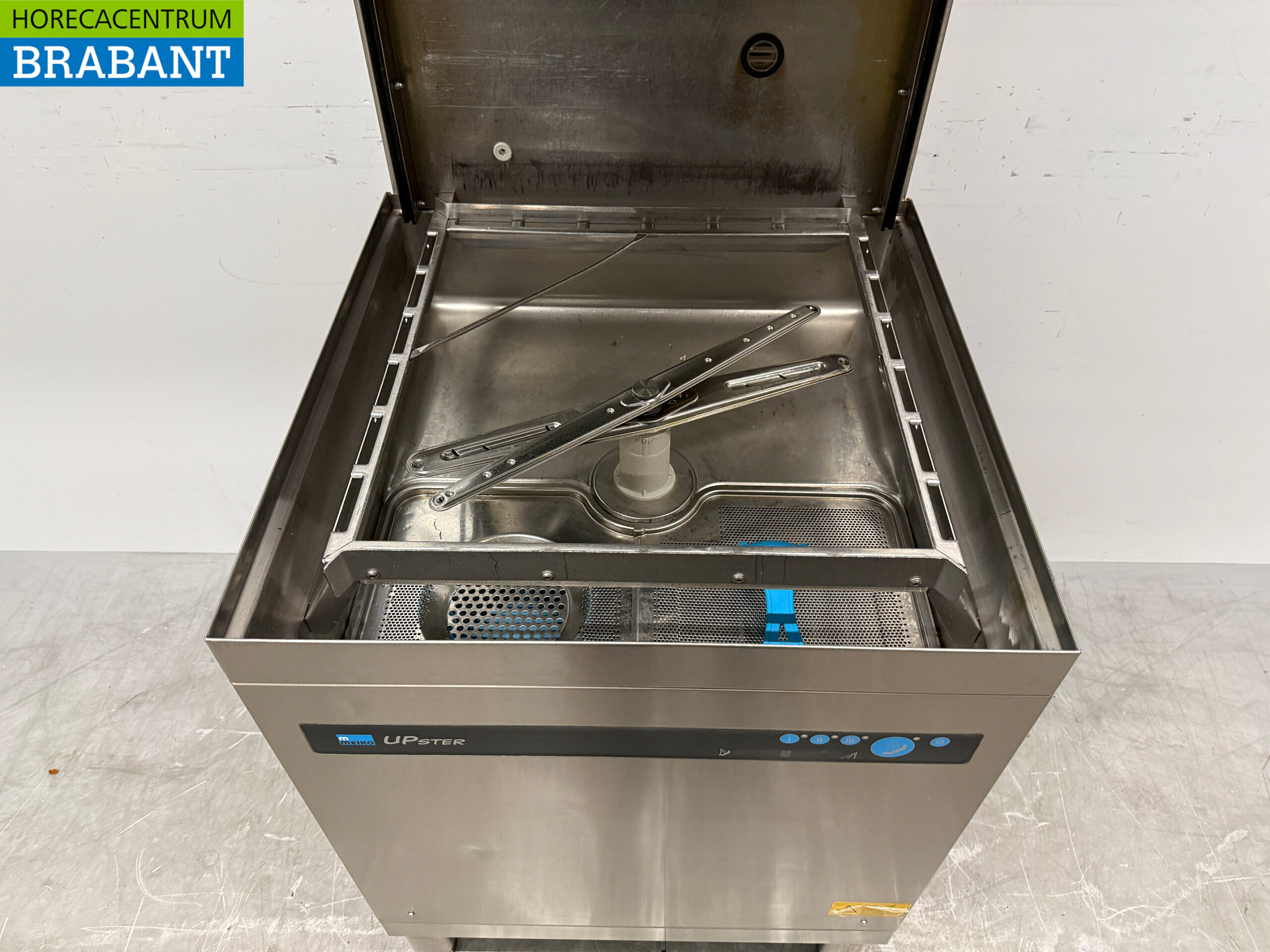 Lave-vaisselle à passage Meiko en acier inoxydable avec pompe de vidange 400V Horeca – Image 4
