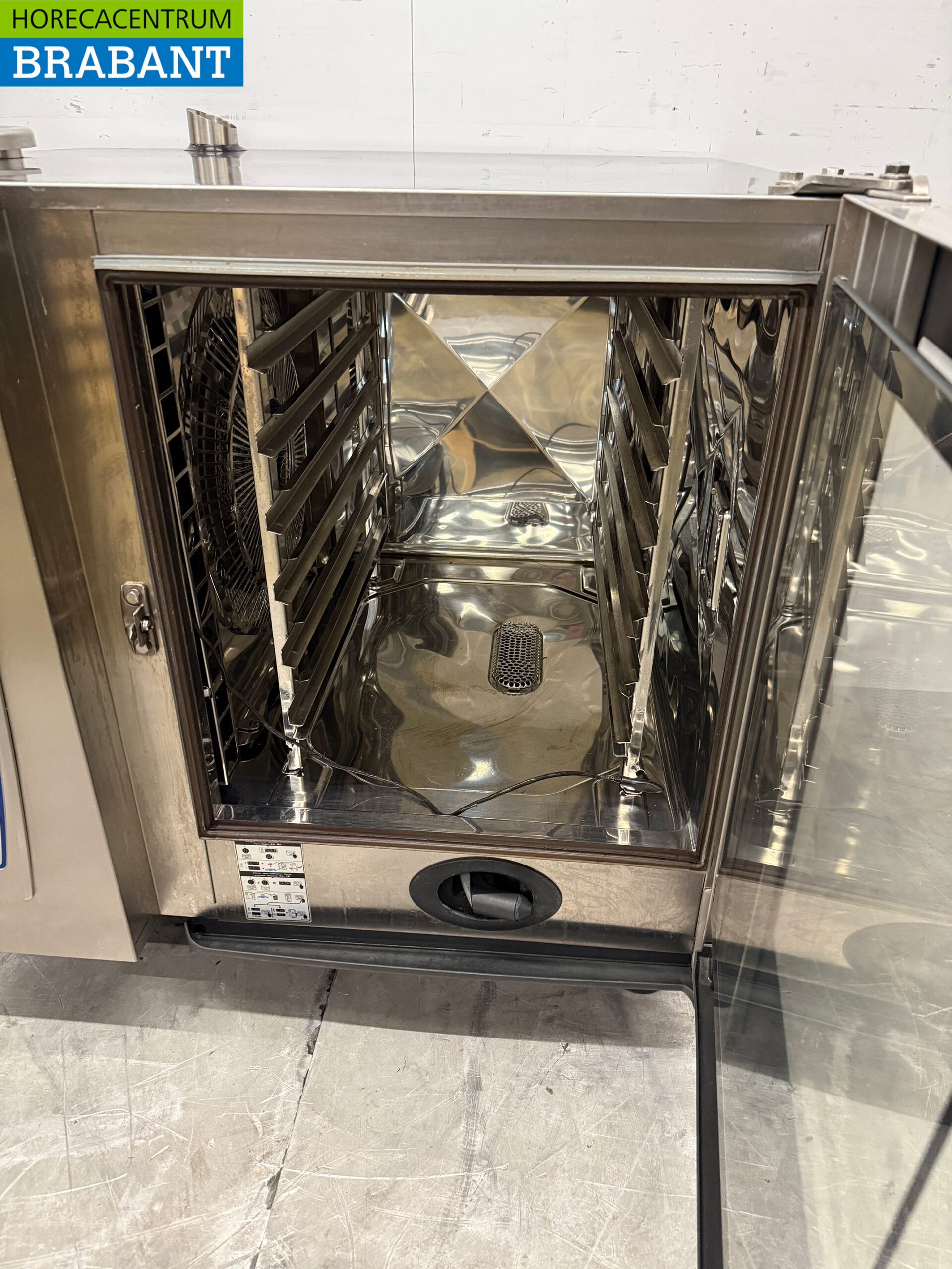 Acier inoxydable Rational Combimaster Plus Combisteamer 6 x 1/1 GN 400V Horeca – Image 4