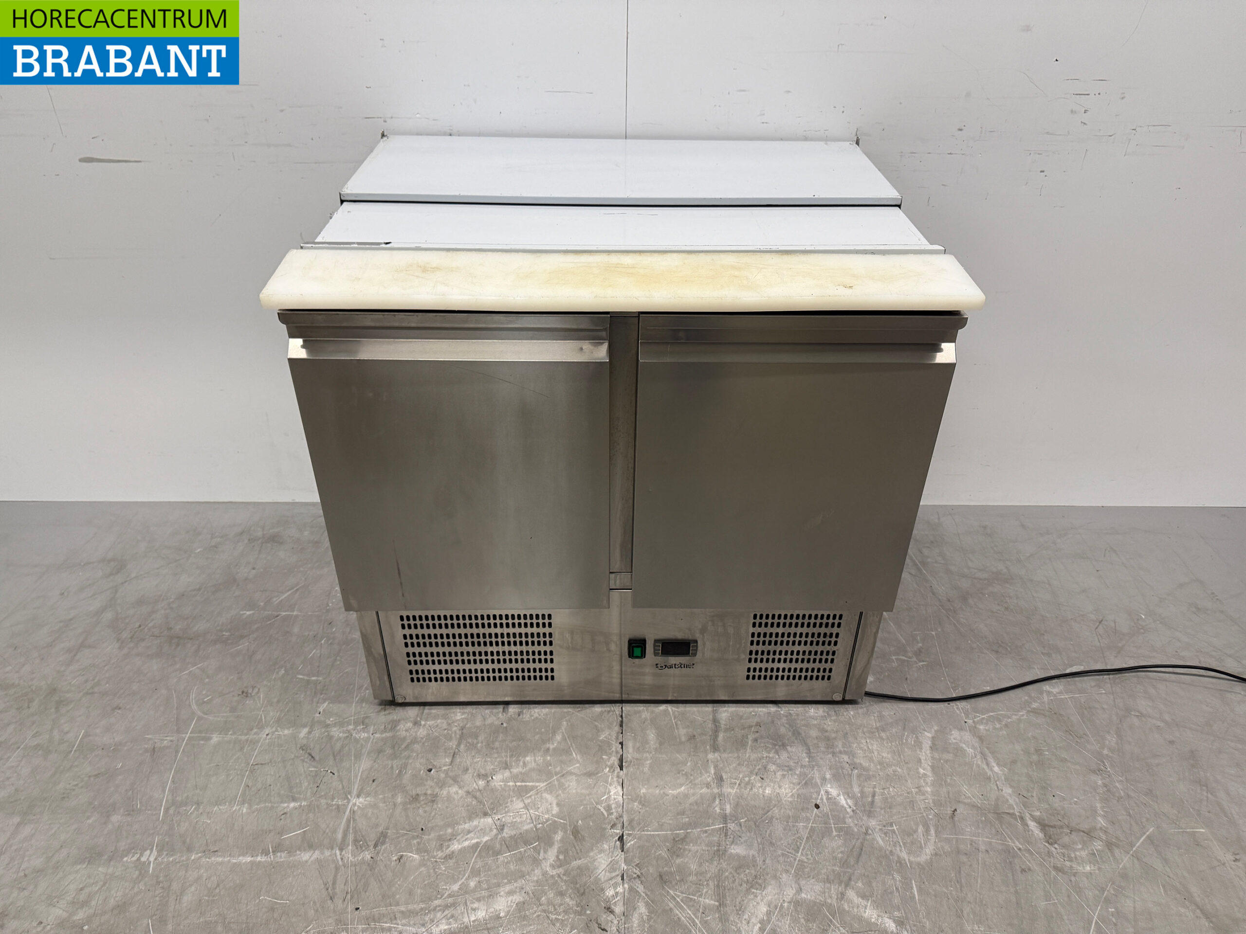 Bartscher Saladette en acier inoxydable Établi réfrigéré 2 portes 90,5 cm 230V Horeca