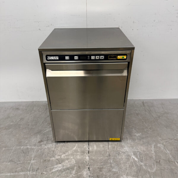 Lave-vaisselle Zanussi Zucai en acier inoxydable 400V Horeca