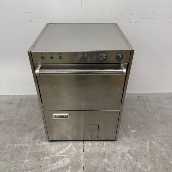 Lave-vaisselle Zanussi LS 62 en acier inoxydable, 400 V, pour la restauration