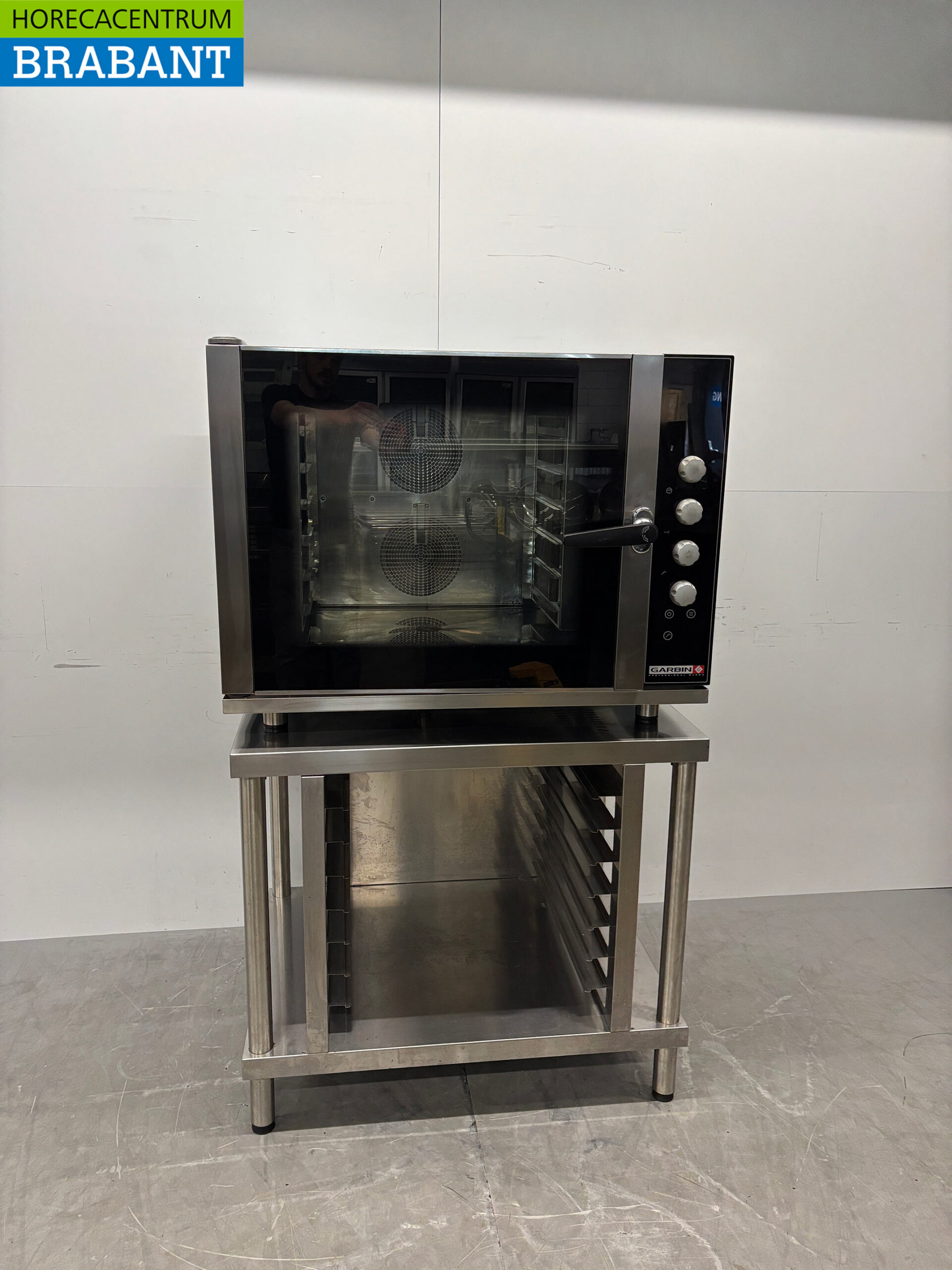 Four à convection en acier inoxydable Garbin avec injection d'humidité et châssis 6 x 1/1 G 400 V pour la restauration