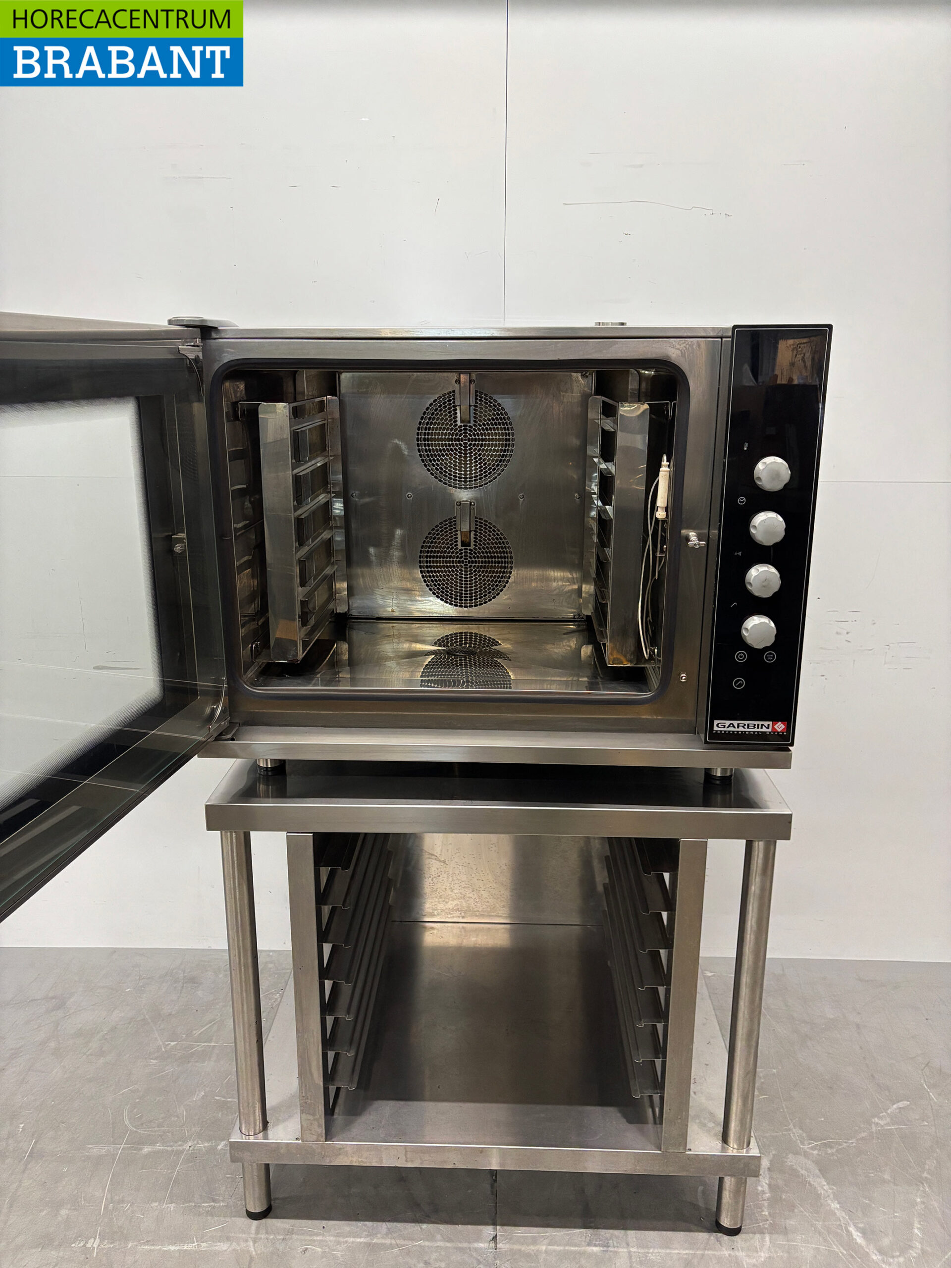 Four à convection en acier inoxydable Garbin avec injection d'humidité et châssis 6 x 1/1 G 400 V pour la restauration – Image 4