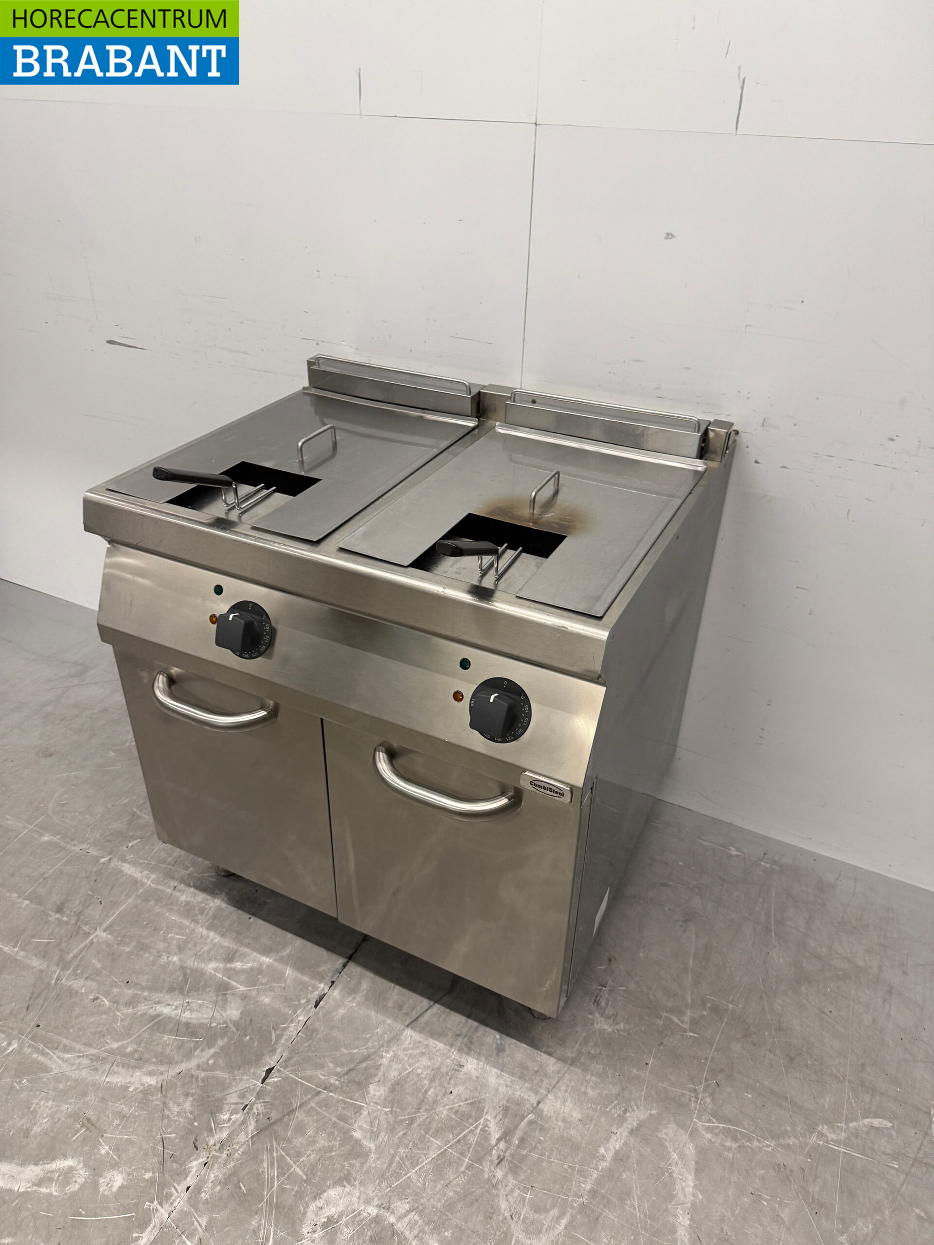 Friteuse double Zanussi en acier inoxydable, 2 x 16 litres, 400 V, pour la restauration – Image 2