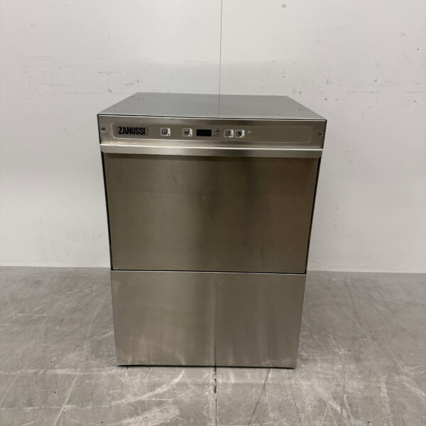 Lave-vaisselle Zanussi NUC1 en acier inoxydable 230V Restauration