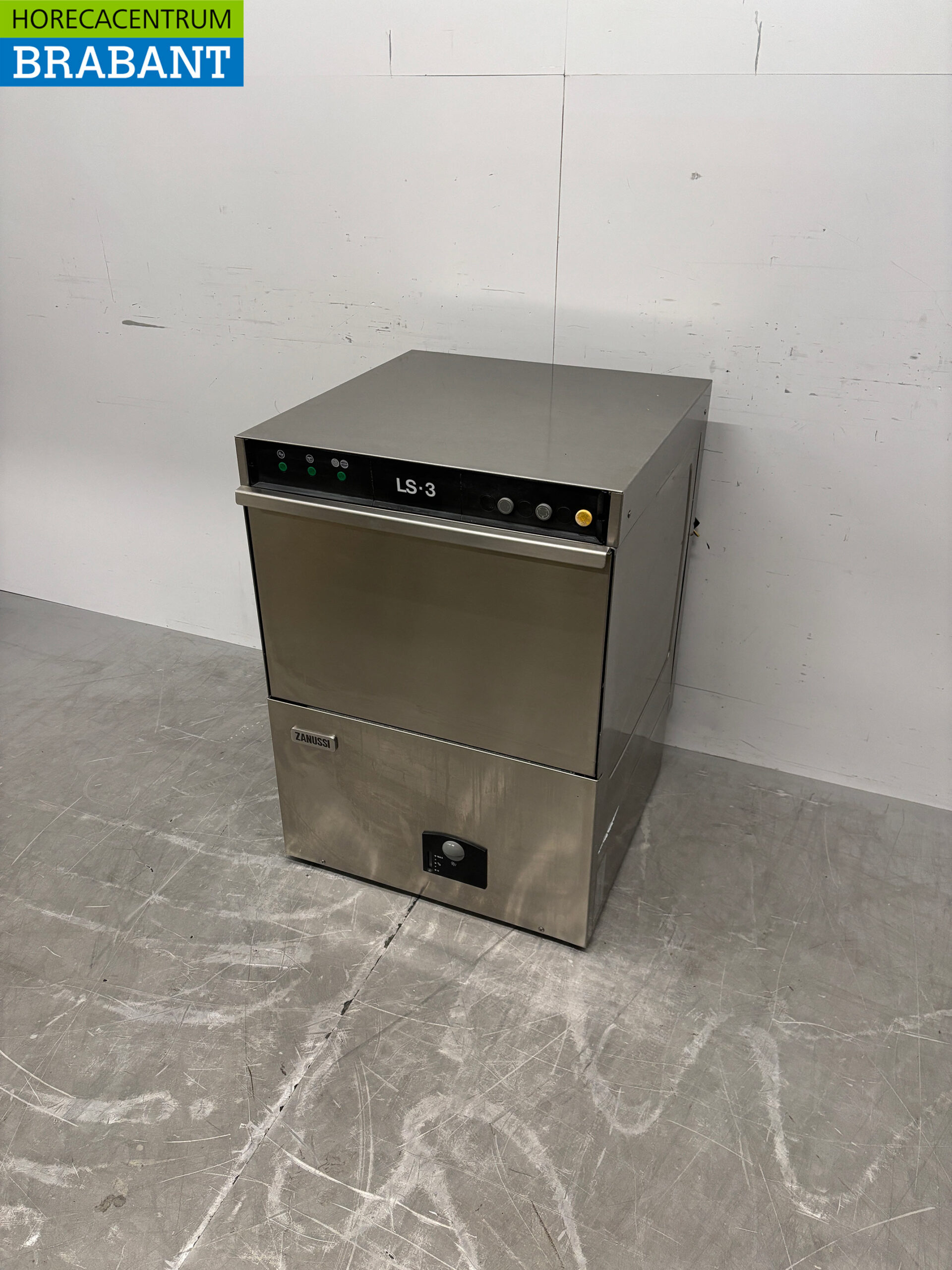 Lave-vaisselle Zanussi en acier inoxydable avec pompe de vidange 230V Horeca – Image 2