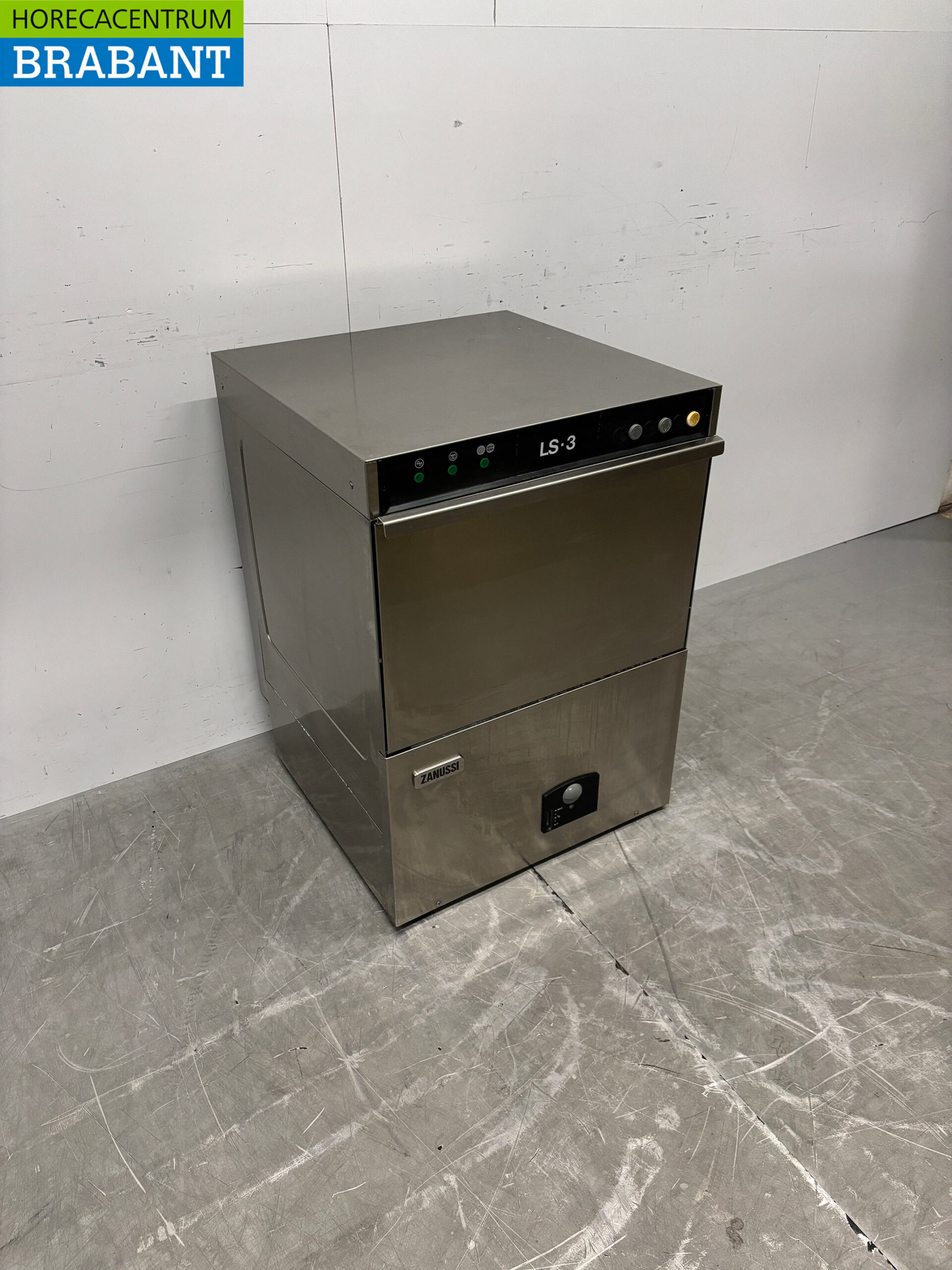 Lave-vaisselle Zanussi en acier inoxydable avec pompe de vidange 230V Horeca – Image 3