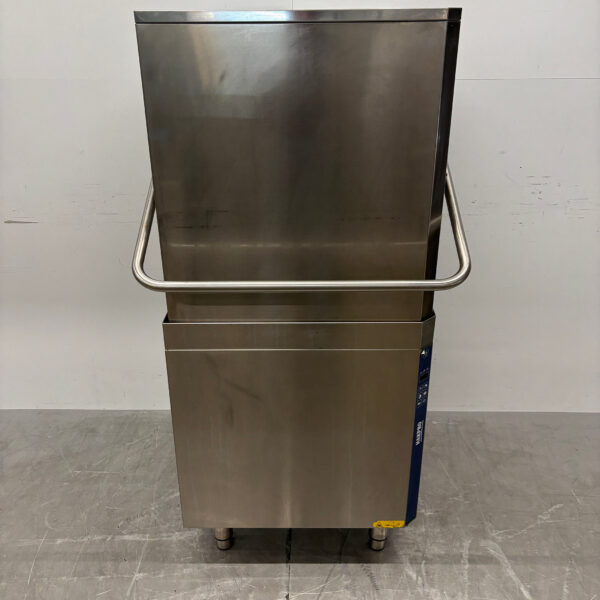 Lave-vaisselle coulissant Zanussi HHT8 en acier inoxydable 400V Restauration