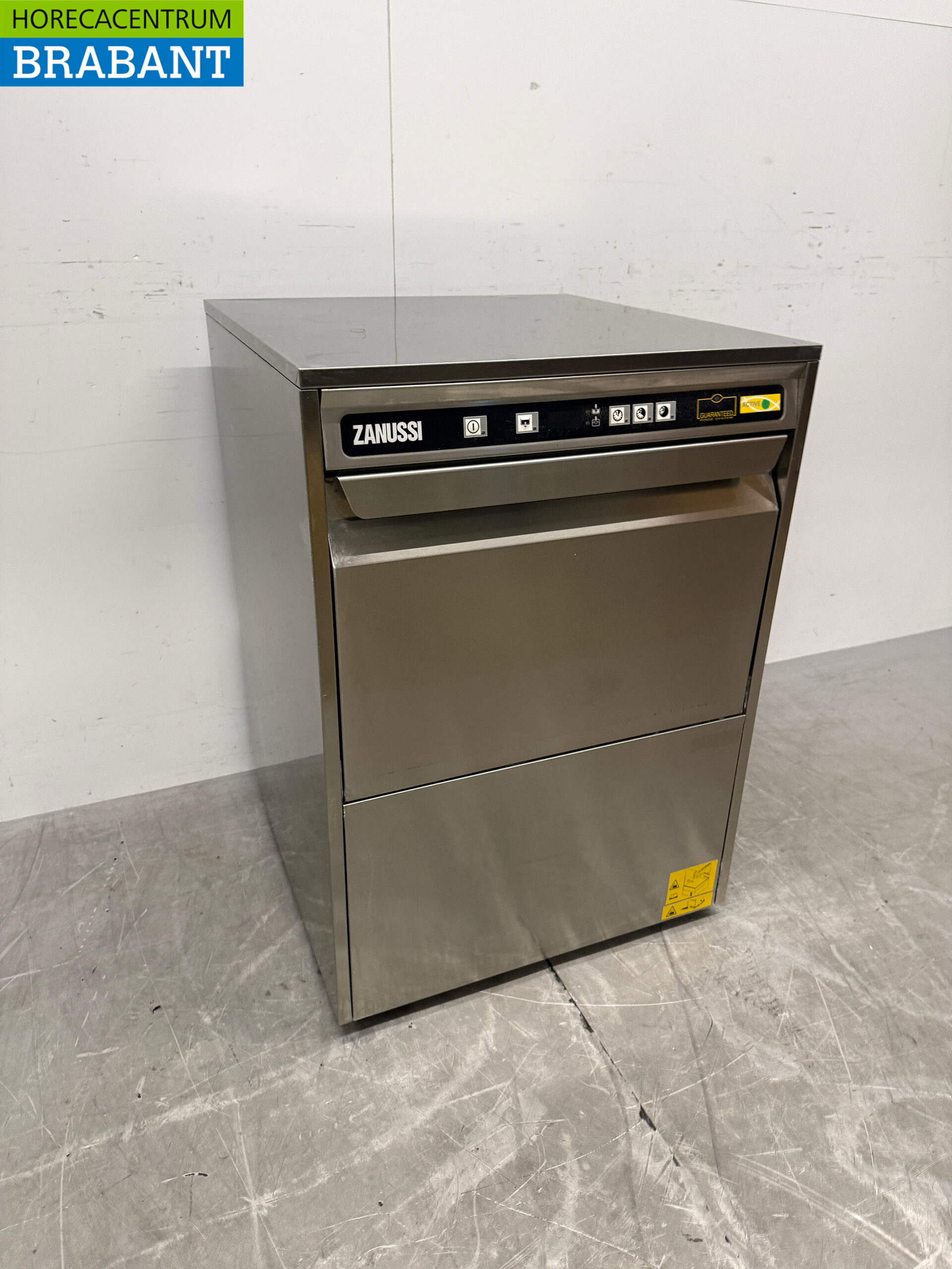 Lave-vaisselle Zanussi Zucai en acier inoxydable 230V Horeca – Image 3