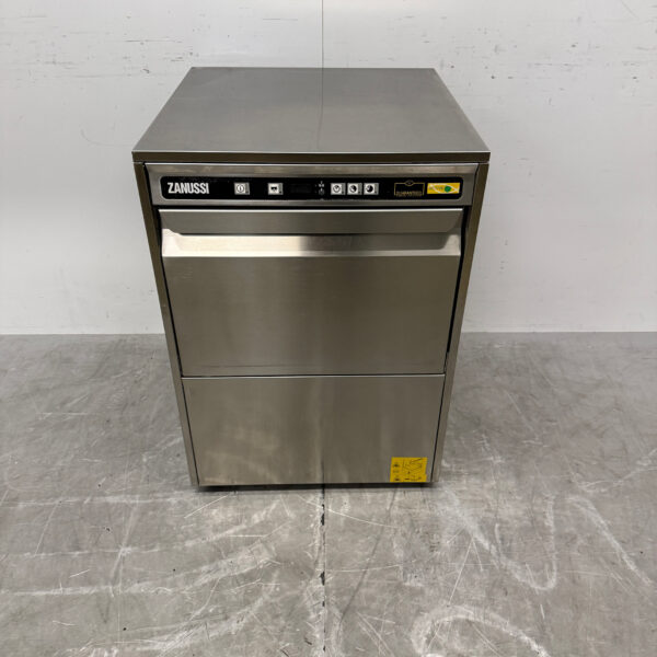 Lave-vaisselle Zanussi Zucai en acier inoxydable 400V Horeca