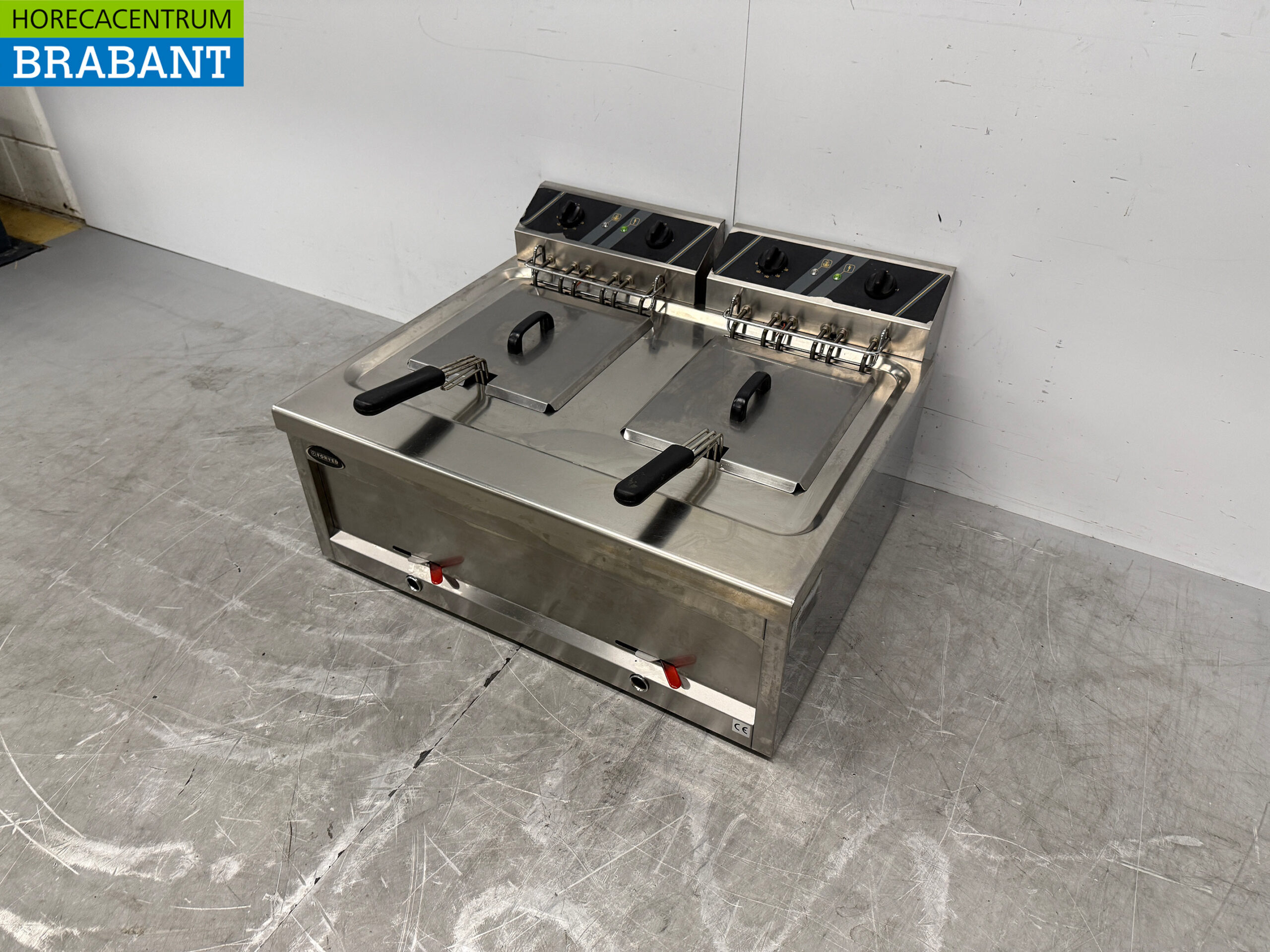 Friteuse double Forved en acier inoxydable 2 x 12 litres 2 x 400V Horeca – Image 2
