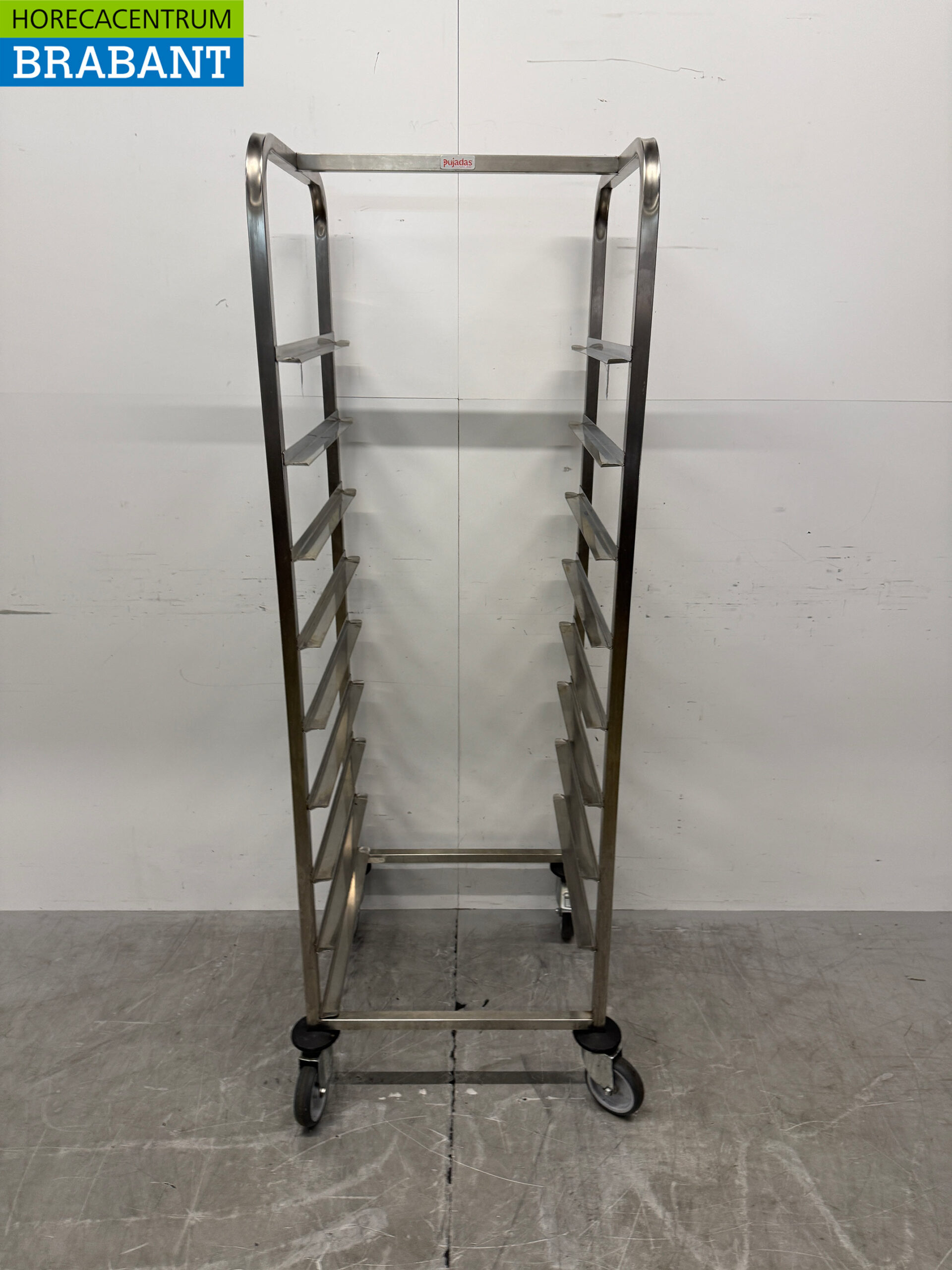 Chariot à étagères HCB en acier inoxydable pour 9 paniers à linge de 50 x 50 cm – Secteur de la restauration