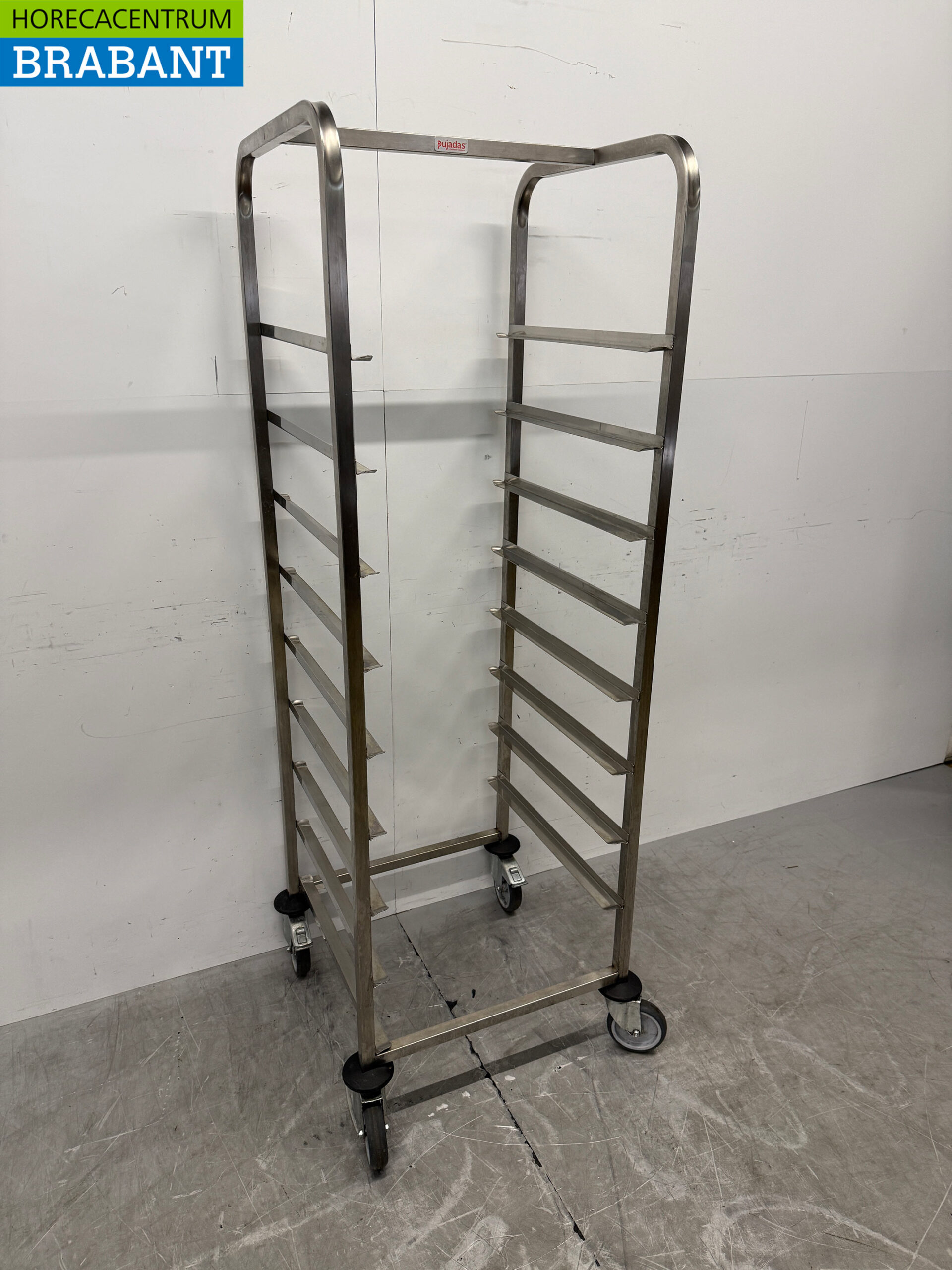 Chariot à étagères HCB en acier inoxydable pour 9 paniers à linge de 50 x 50 cm – Secteur de la restauration – Image 3