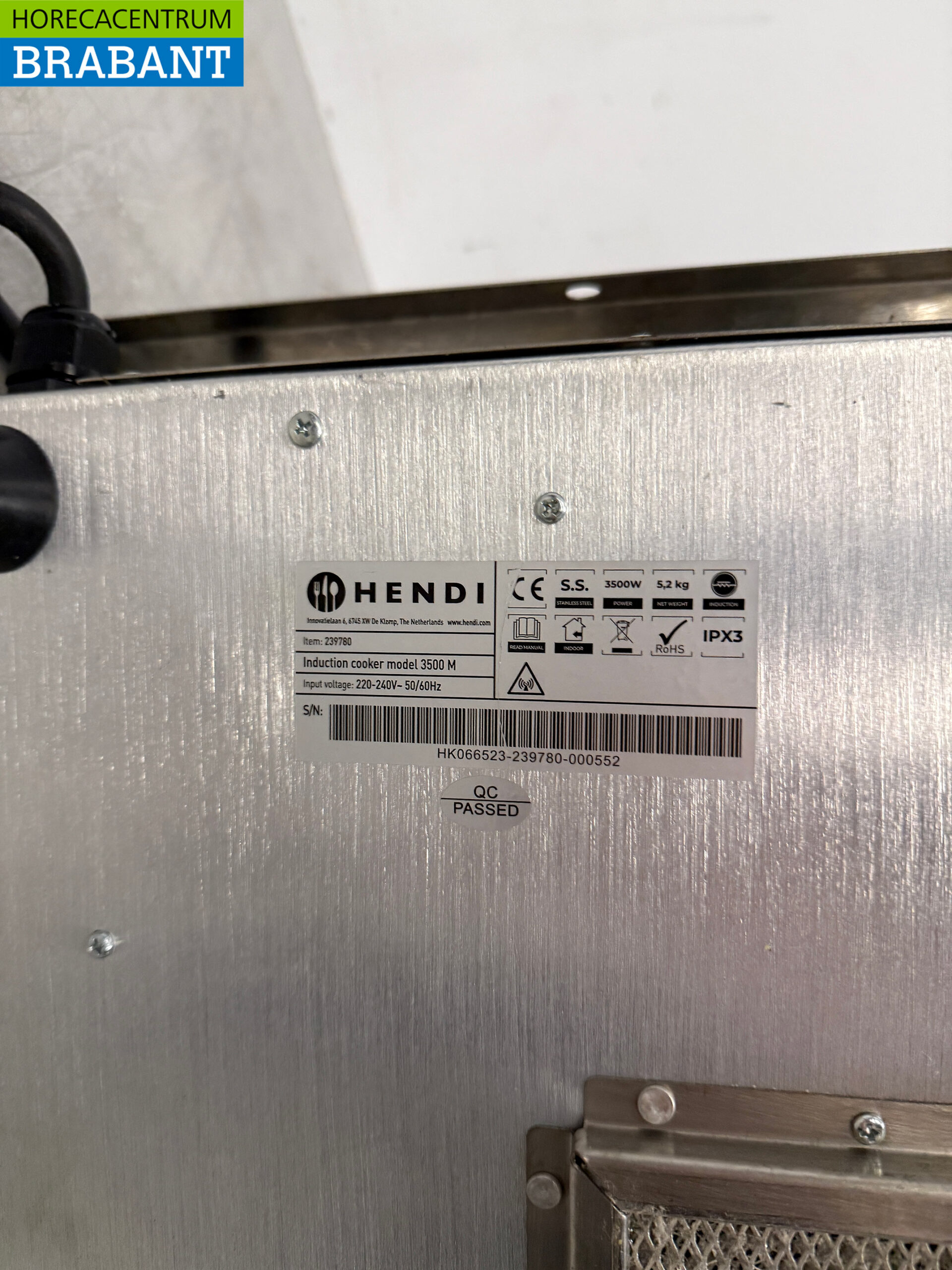 Plaque de cuisson à induction Hendi en acier inoxydable, 3,5 kW, 230 V, pour la restauration – Image 5