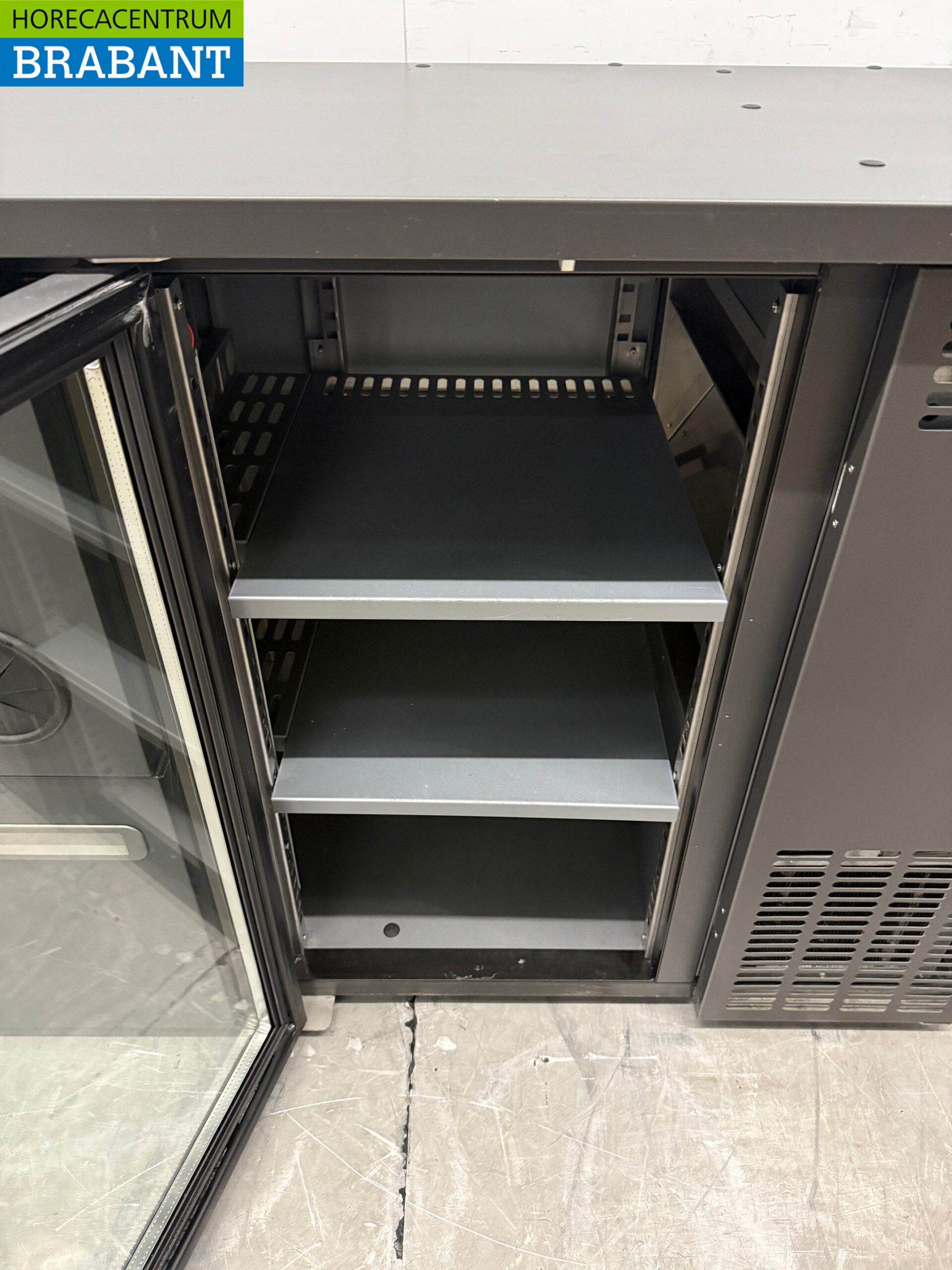 Serrco Armoire réfrigérée à 1 porte battante, casier à bouteilles et 1 tiroir, 124 cm, 230 V, secteur de la restauration – Image 4