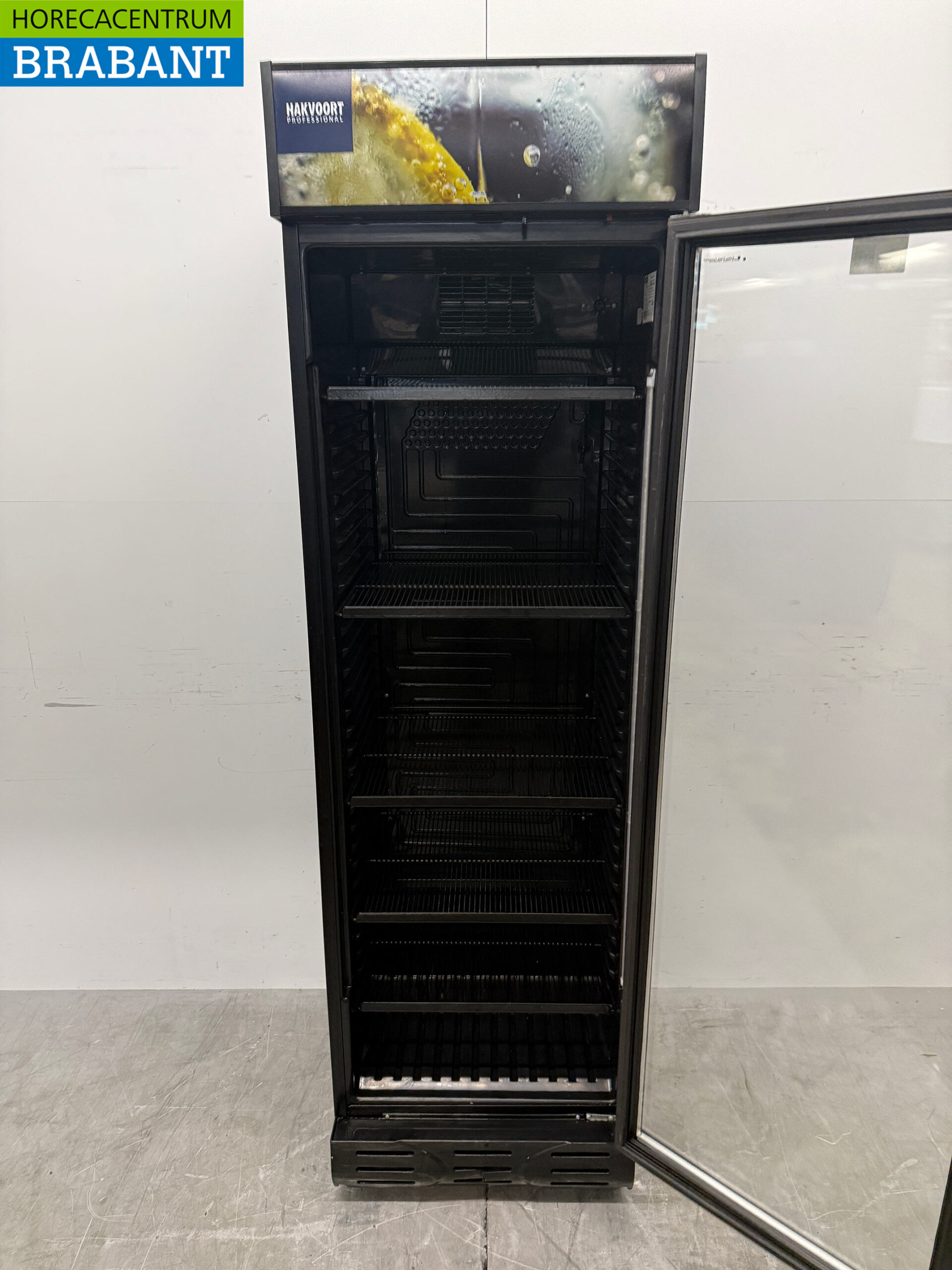 Réfrigérateur Maxxfrost à porte vitrée, 382 litres, 230 V, pour la restauration – Image 4