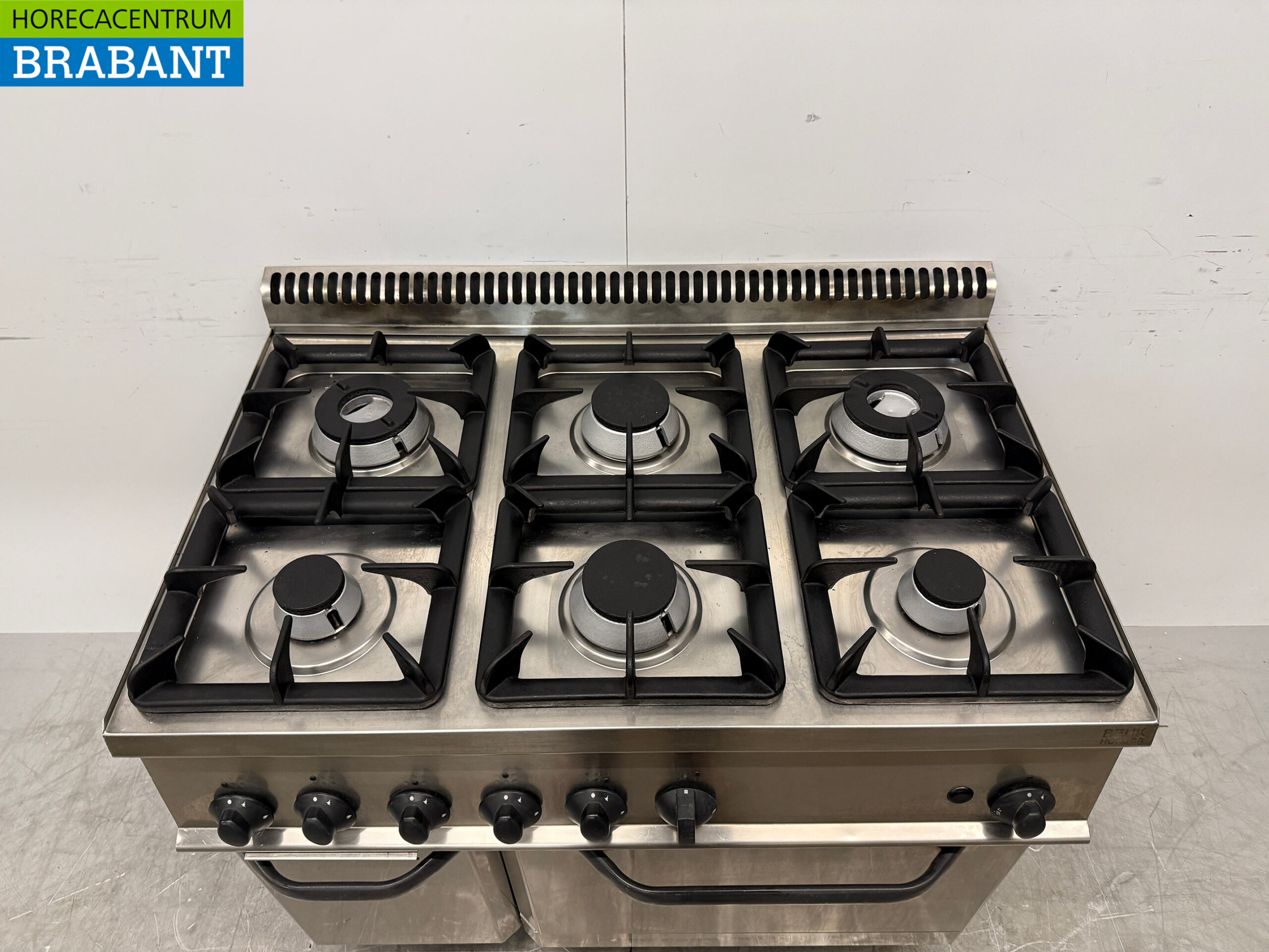Cuisinière à gaz Tecnoinox en acier inoxydable, 6 feux, avec four 4 x 2/1 GN, 105 cm, GAZ, restauration – Image 4