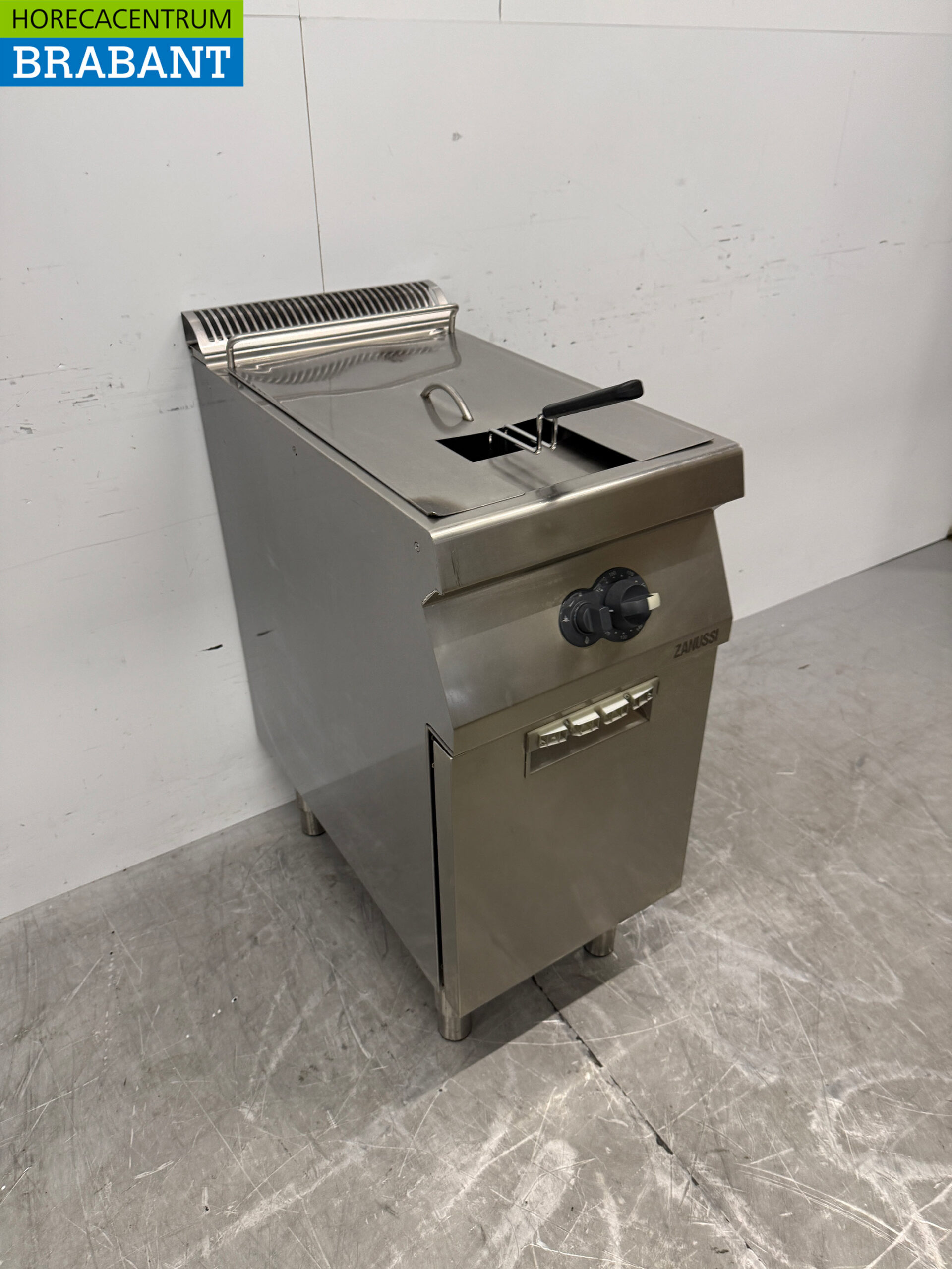 Friteuse Zanussi en acier inoxydable, 15 litres, au gaz, pour la restauration – Image 3