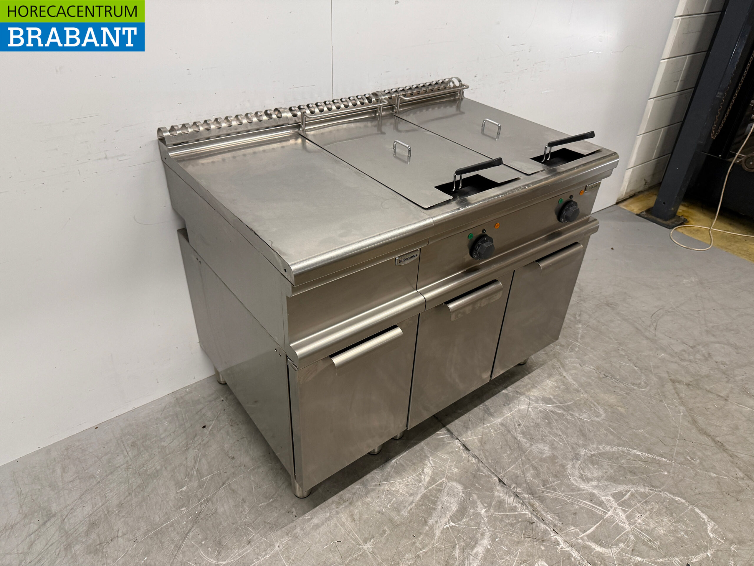Friteuse double Electrolux en acier inoxydable 2 x 15 litres 400V Restauration – Image 3