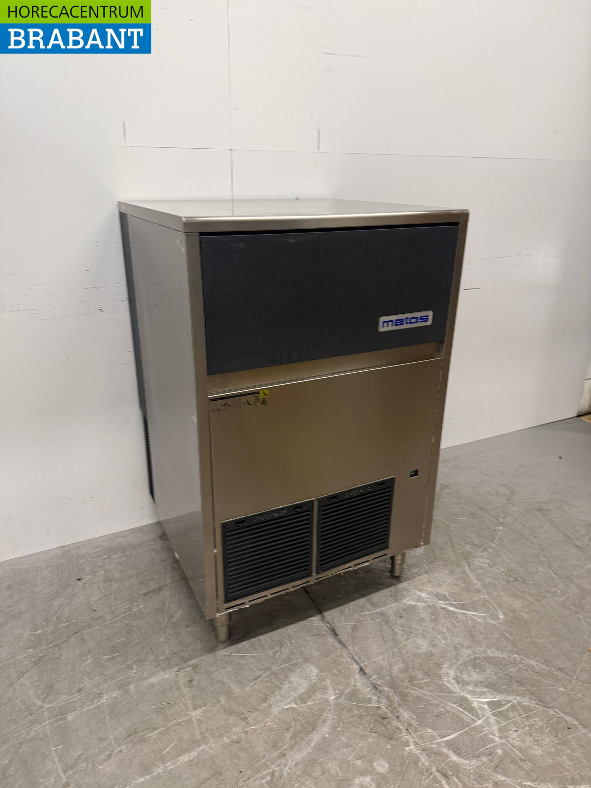 Machine à glace en acier inoxydable Brema 155 kg par jour 230V Horeca – Image 3