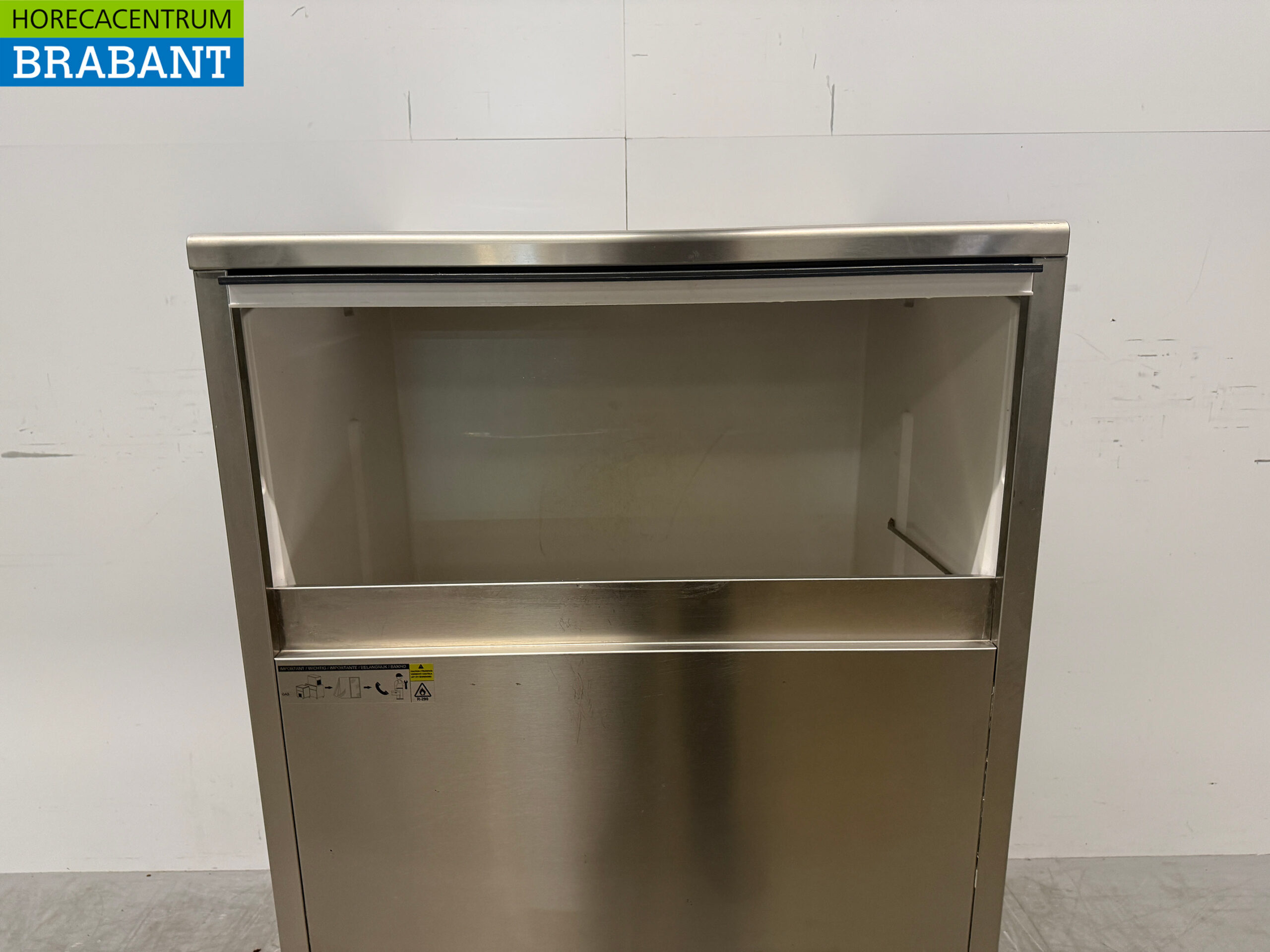 Machine à glace en acier inoxydable Brema 155 kg par jour 230V Horeca – Image 4