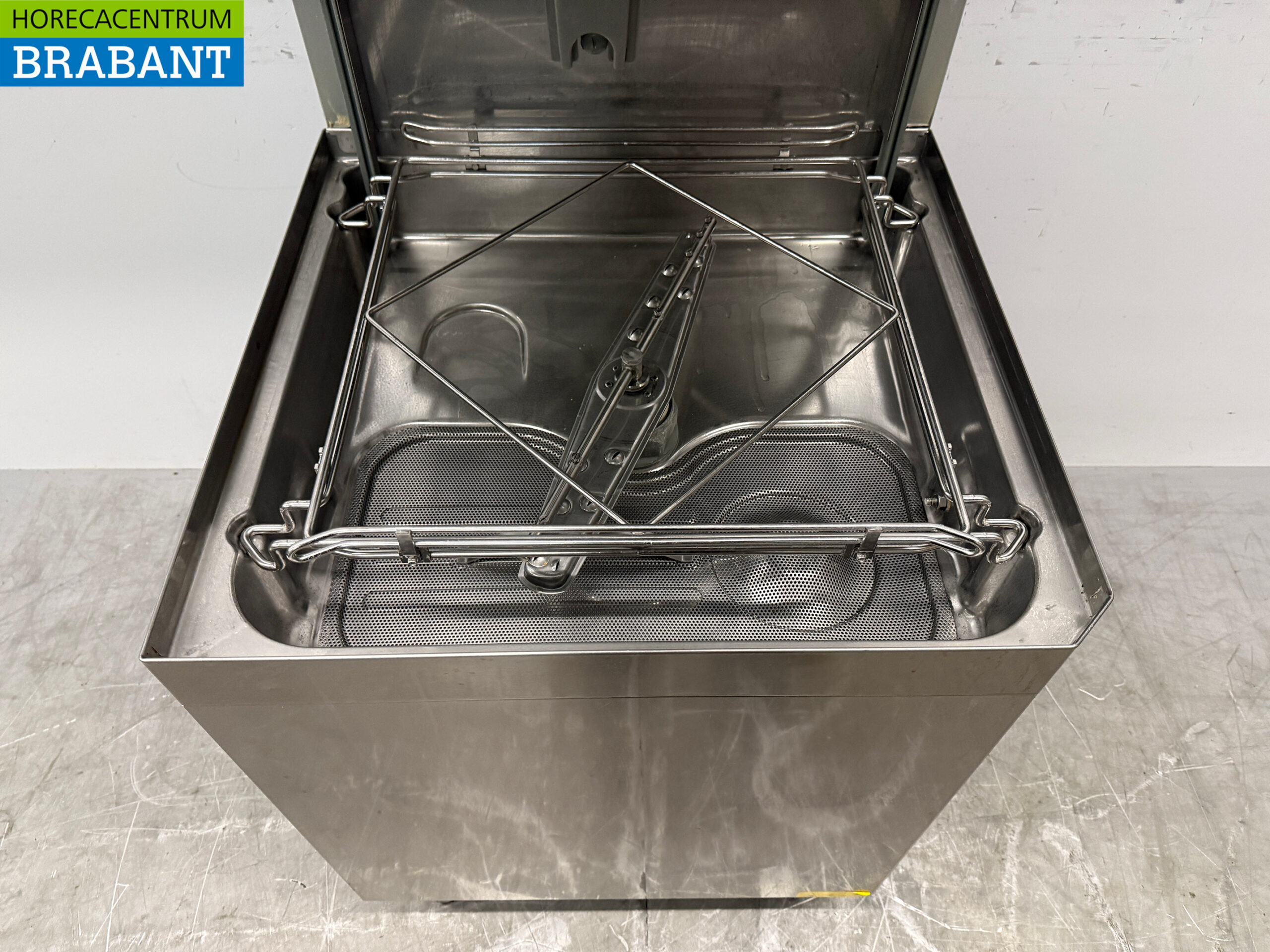 Lave-vaisselle coulissant Zanussi HHT8 en acier inoxydable 400V Restauration – Image 4