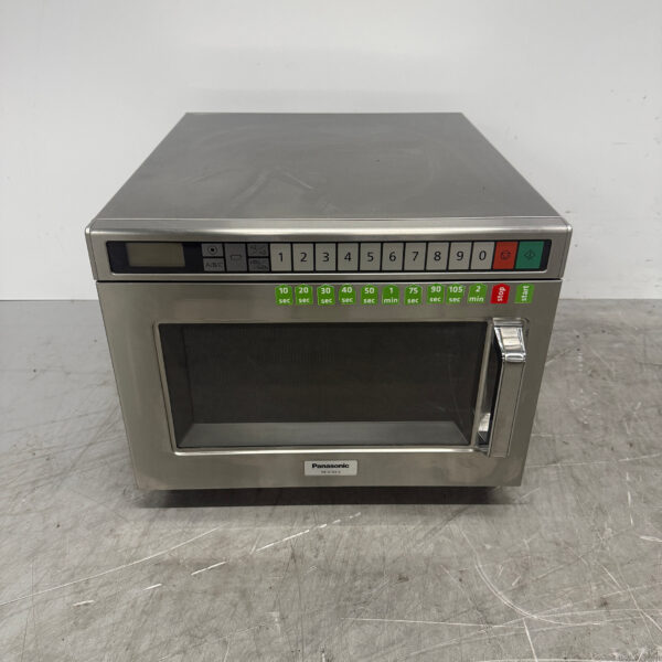 Micro-ondes Panasonic en acier inoxydable, 2100 watts, 230 V, pour la restauration