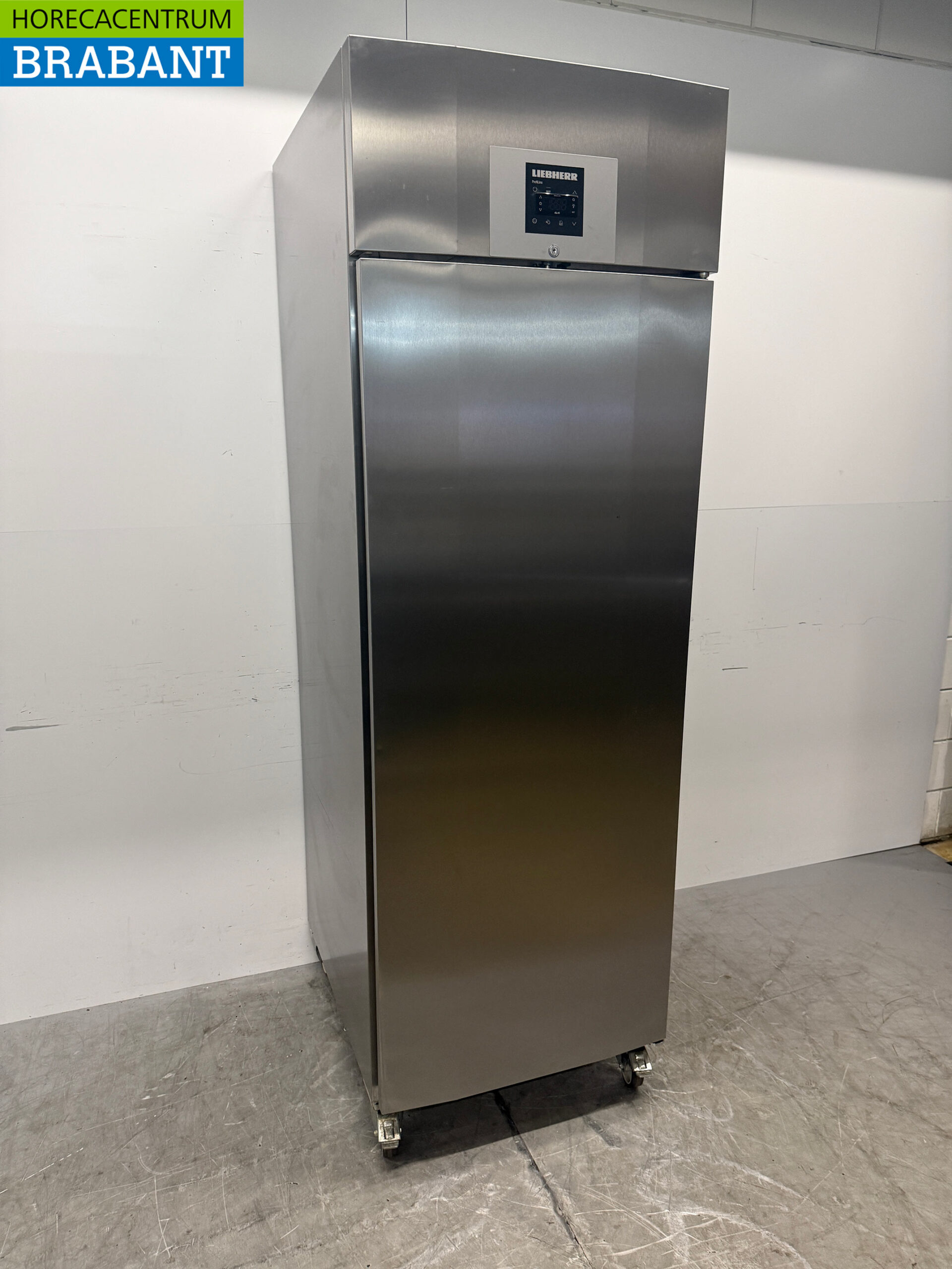Congélateur mobile Liebherr en acier inoxydable, 597 litres, 230 V, pour la restauration – Image 3