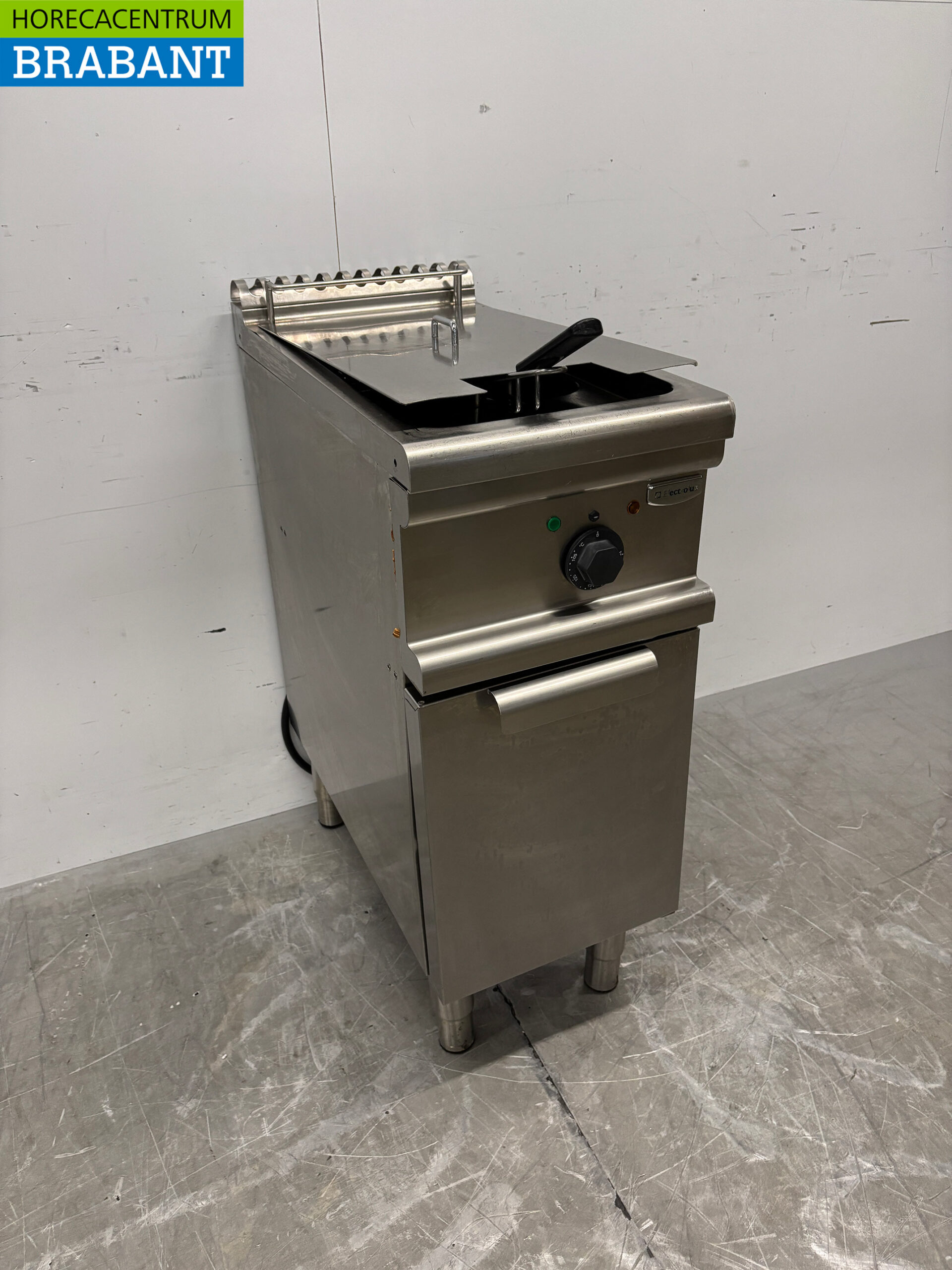 Friteuse Electrolux en acier inoxydable, 14 litres, 400 V, pour la restauration – Image 3