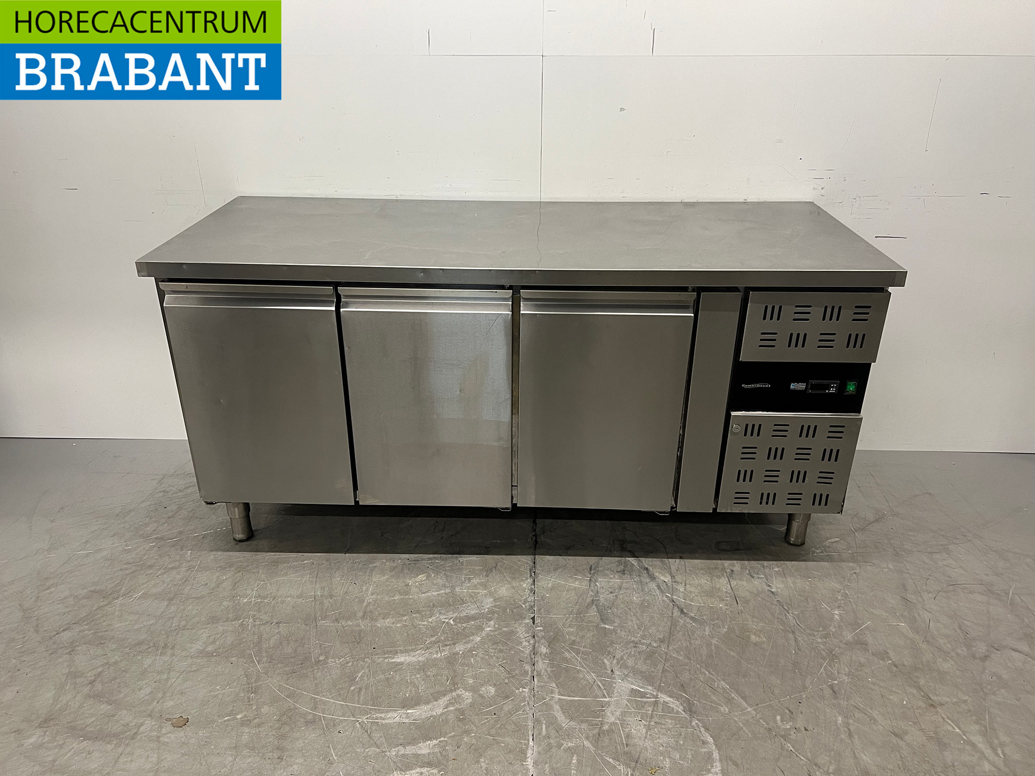 Réfrigérateur Combisteel en acier inoxydable 3 portes 179,5 cm 230V Horeca