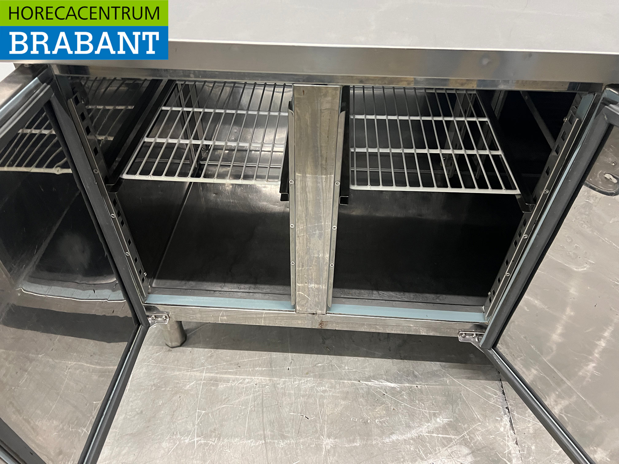 Réfrigérateur Combisteel en acier inoxydable 3 portes 179,5 cm 230V Horeca – Image 5
