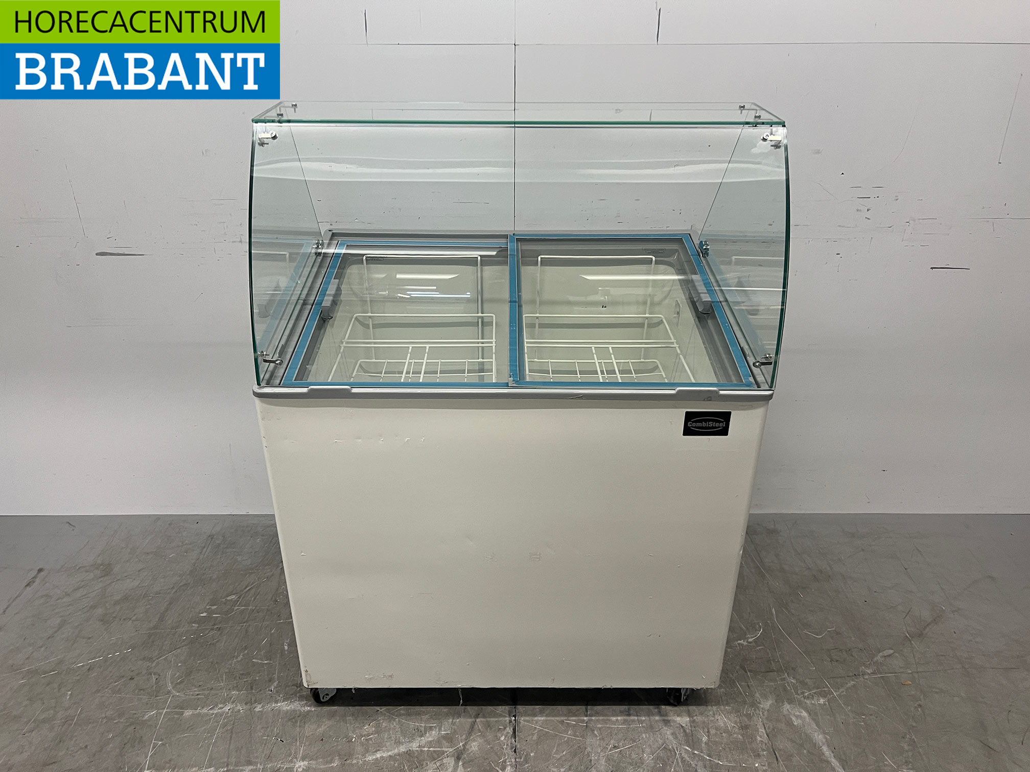 Mobile Combisteel Corsica Scoop vitrine à glace 6 bacs 230V Horeca