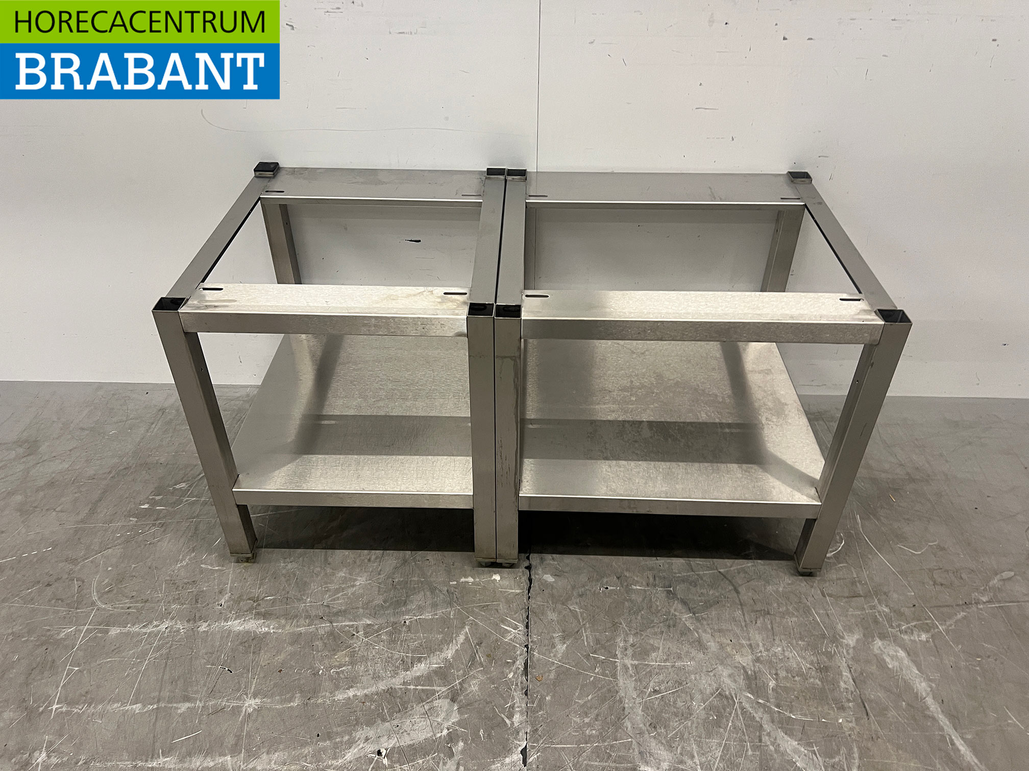 Piètement en acier inoxydable avec socle 110 x 55,5 x 57 cm – Secteur de la restauration