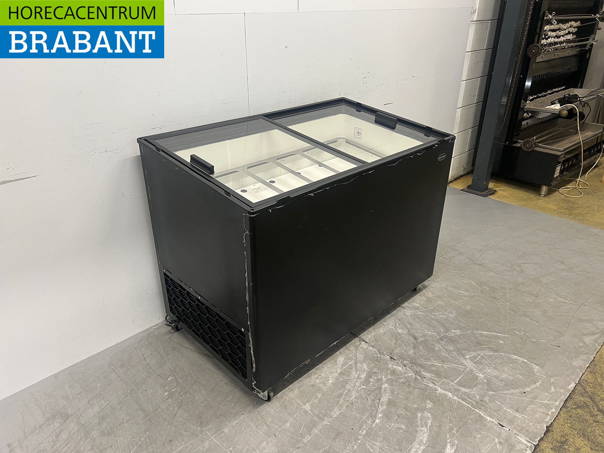 Mobile Combisteel Java Scoop vitrine à glace 8 plateaux 230V Horeca – Image 4