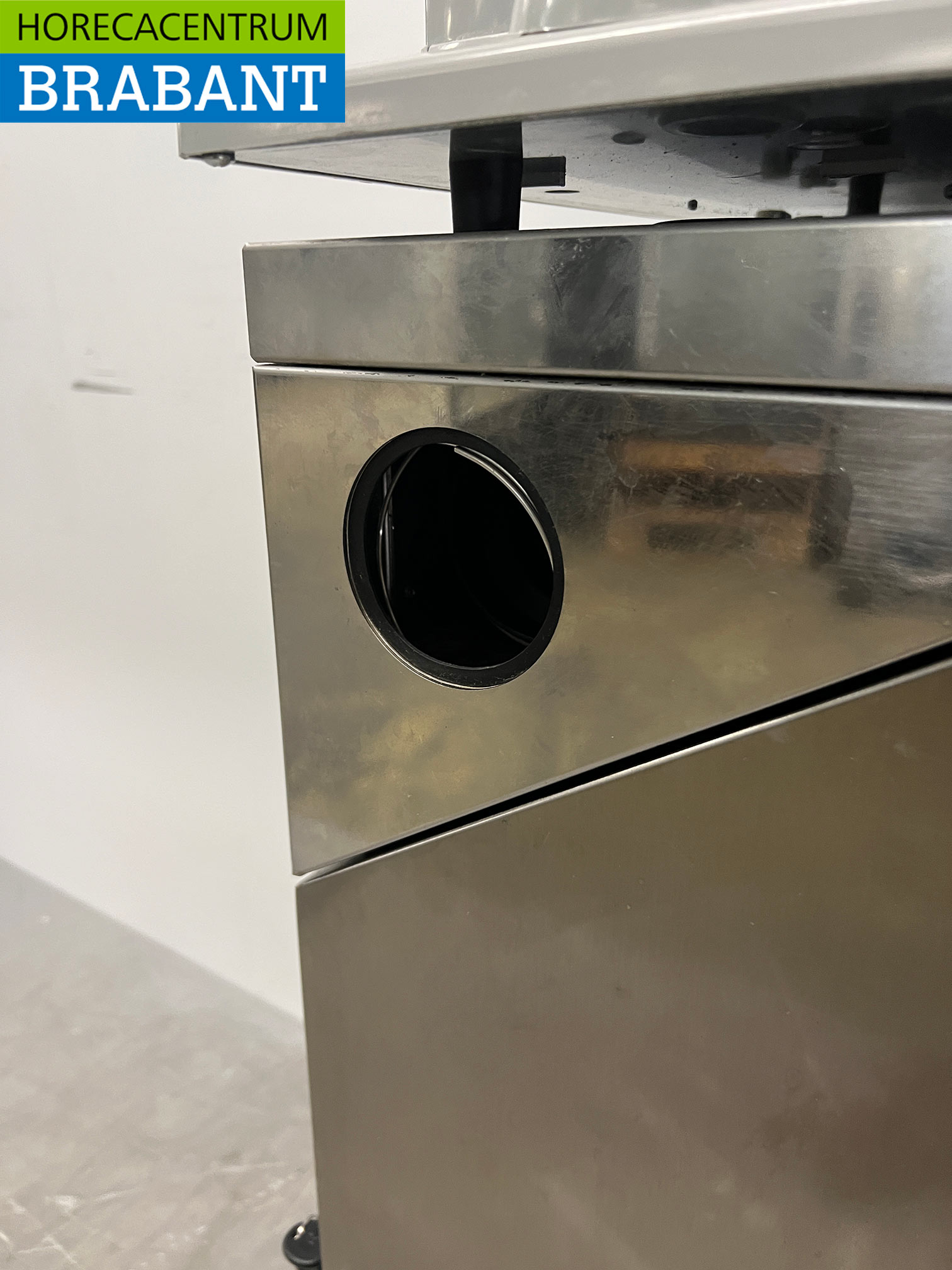 Refroidisseur d'eau Cosmetal en acier inoxydable avec socle et distributeur de gobelets, 230 V, pour le secteur de la restauration – Image 5