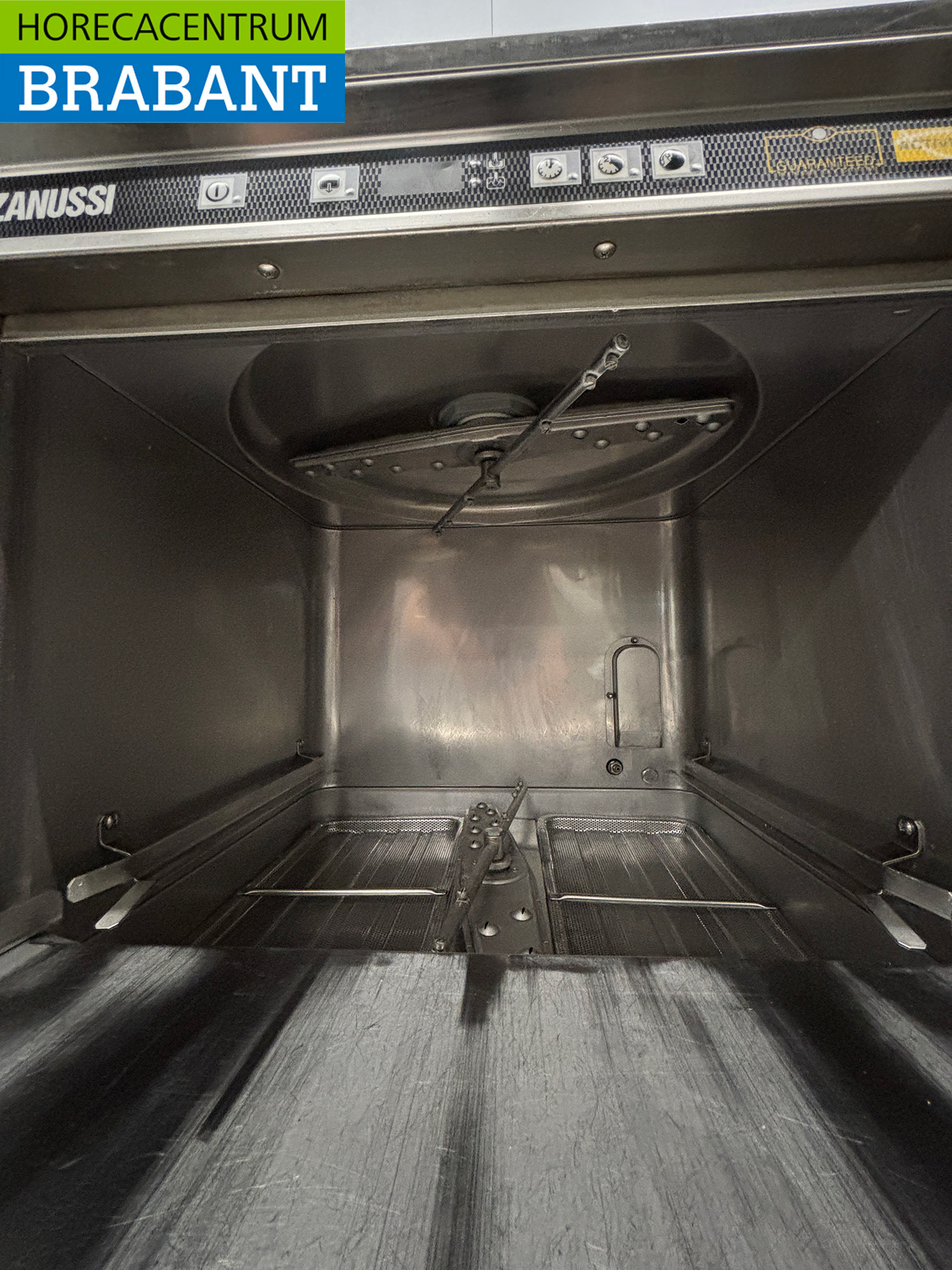 Lave-vaisselle Zanussi en acier inoxydable 400V Restauration – Image 4