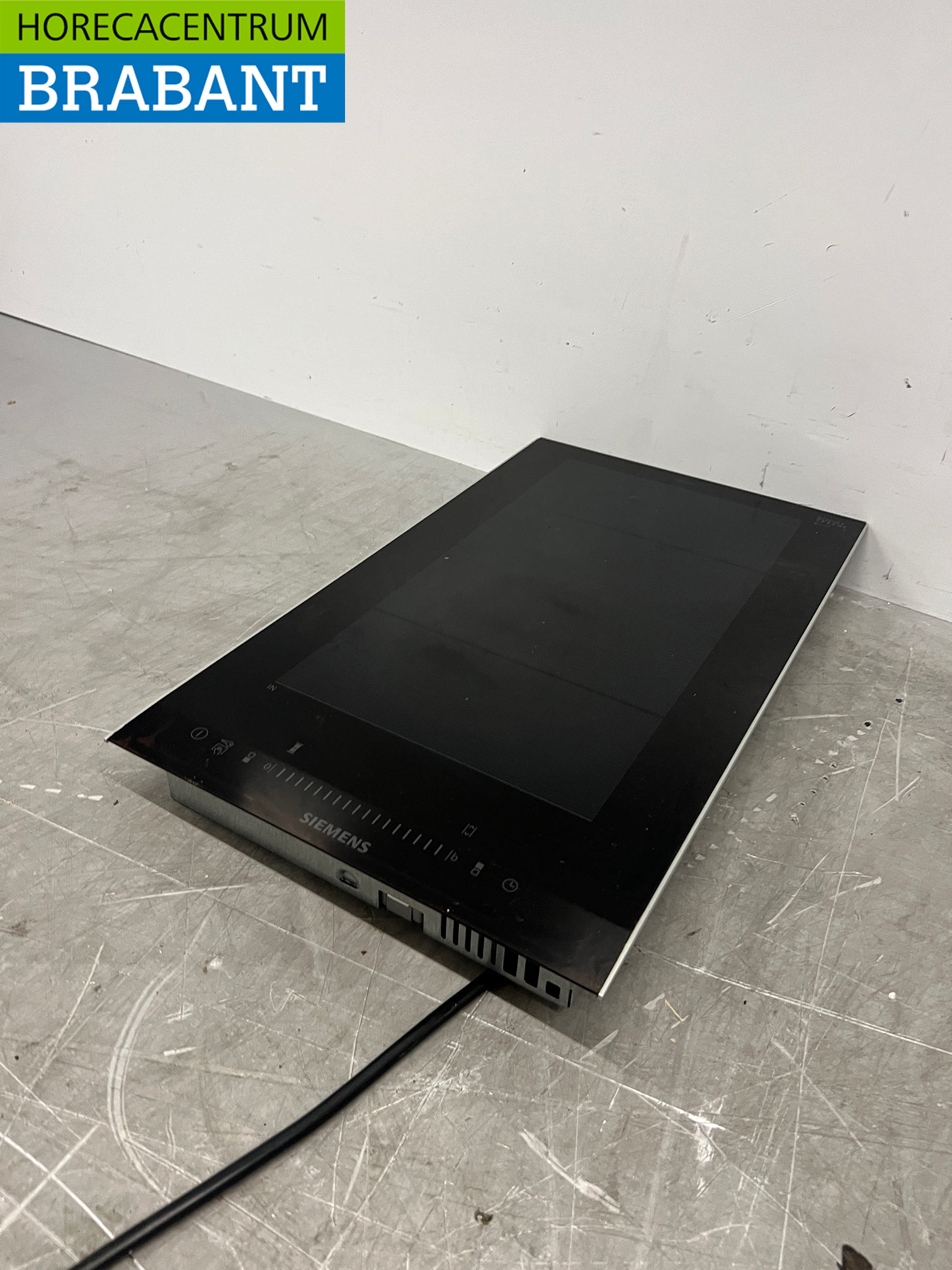 Plaque de cuisson à induction encastrable Siemens Flexzone 230 V pour la restauration – Image 2