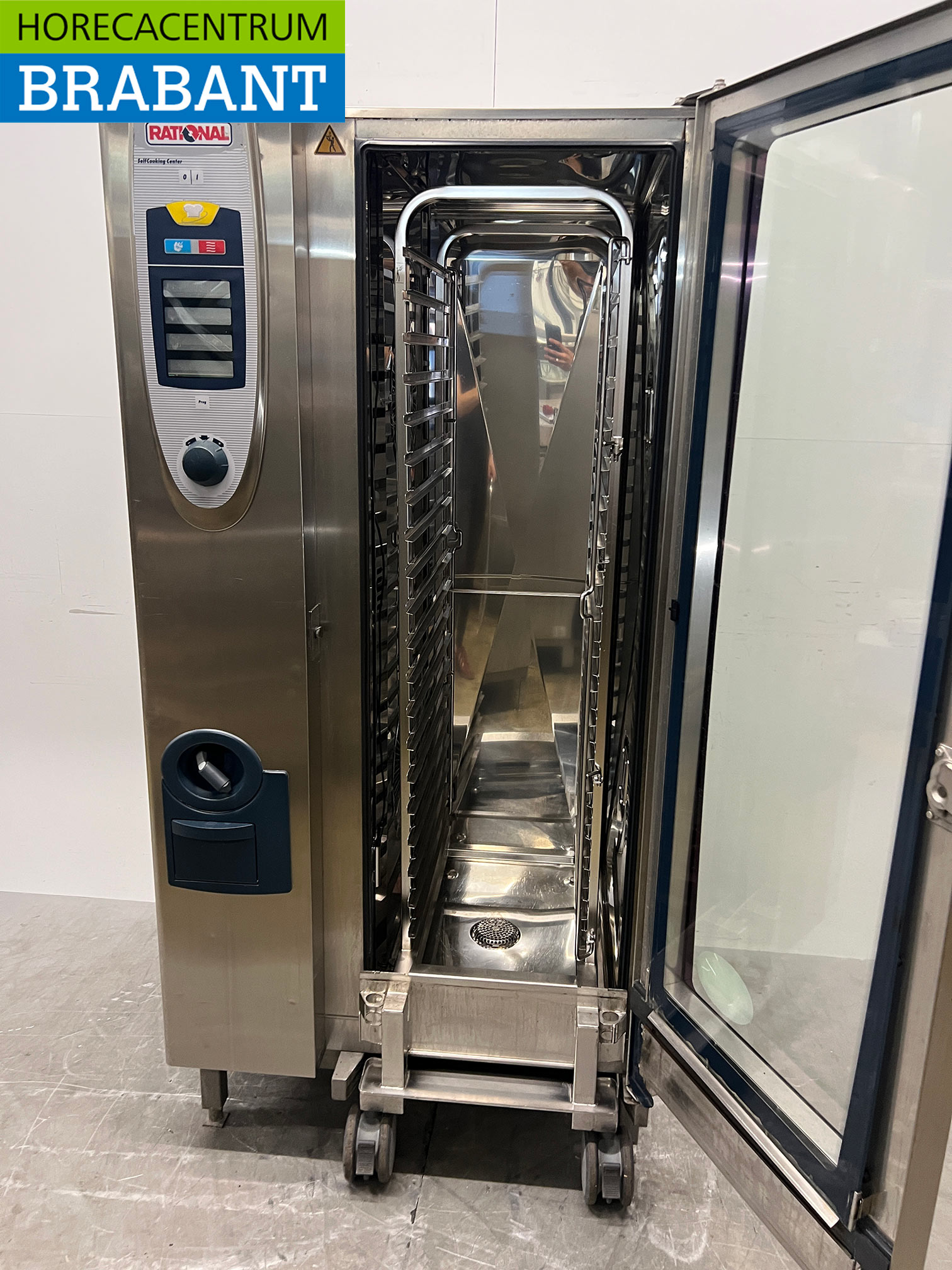 Four mixte Rational SCC 201 en acier inoxydable, 20 x 1/1 GN, 400 V, pour la restauration – Image 8