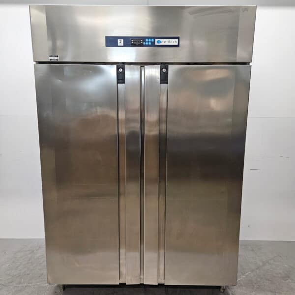 Armoire réfrigérée Catertech en acier inoxydable à double porte, 1 330 litres, 230 V, pour la restauration