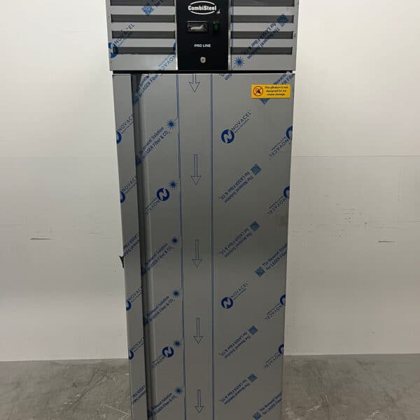 Congélateur Combisteel en acier inoxydable, 650 litres, 230 V, pour la restauration