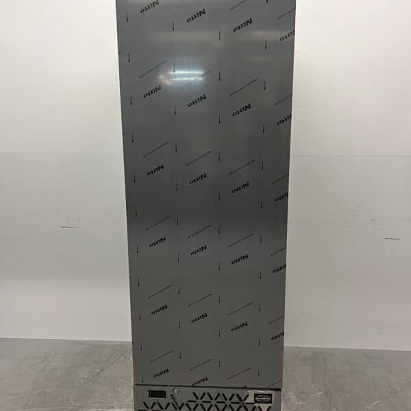 Armoire de conservation pour glaces en acier inoxydable Combisteel, congélateur, sur roulettes, 658 litres, 230 V, secteur de la restauration