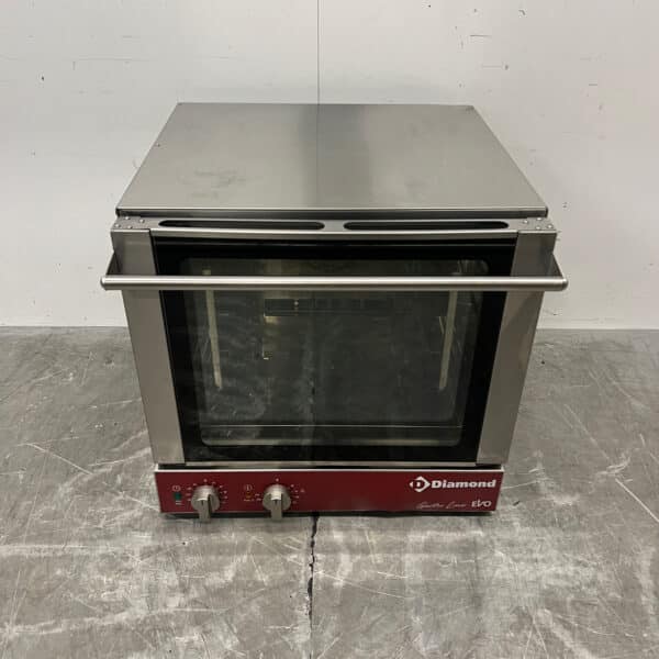 Four à convection en acier inoxydable Diamond 4 x 2/3 GN 230 V pour la restauration