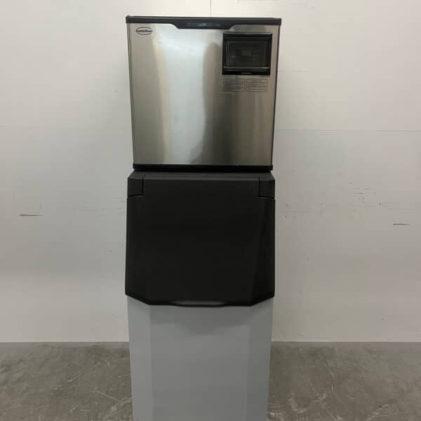 Machine à glaçons Combisteel en acier inoxydable, capacité de 160 kg par jour et réservoir de 125 kg, 230 V, pour le secteur de la restauration