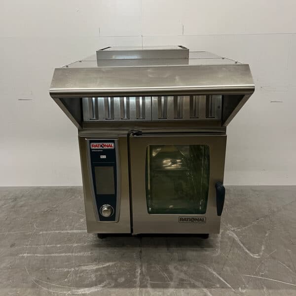 Four mixte Rational Self Cooking Center en acier inoxydable avec hotte à condensation, 6 bacs GN 1/1, 400 V + 230 V, pour la restauration