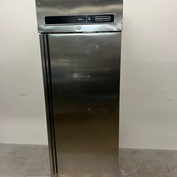 Réfrigérateur Maxxfrost en acier inoxydable 600 litres 230V Horeca