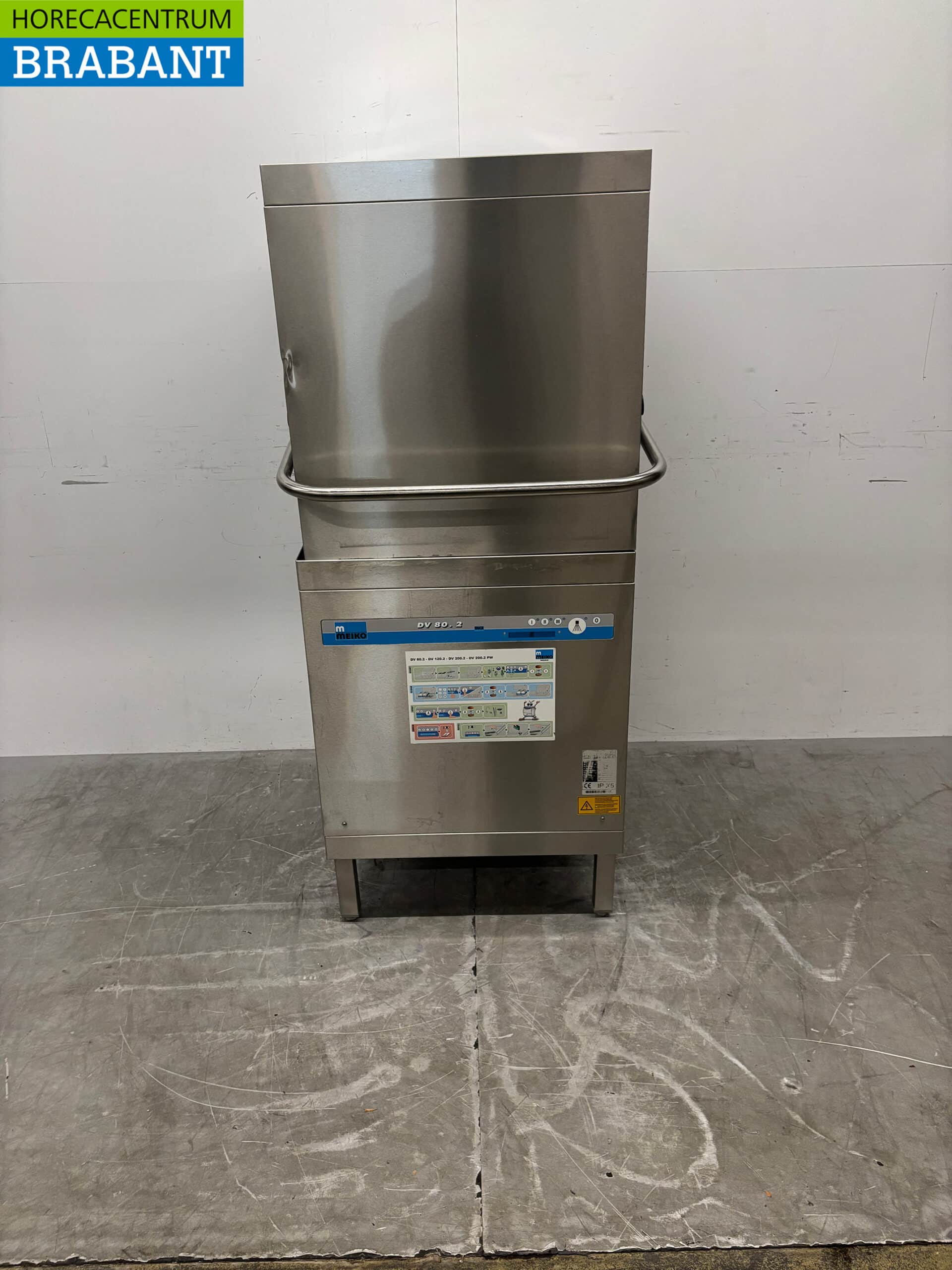 Lave-vaisselle à passage Meiko en acier inoxydable avec pompe de vidange 400V Horeca