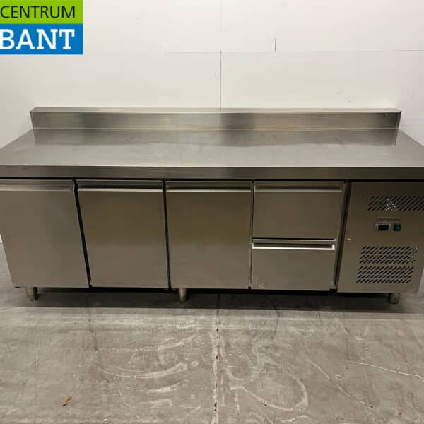 Établi réfrigéré en acier inoxydable 3 portes et 2 tiroirs 223 cm 230V Horeca