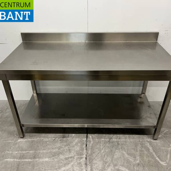 Table de travail en acier inoxydable avec piètement 150 x 70 x 84,5 cm – Secteur de la restauration